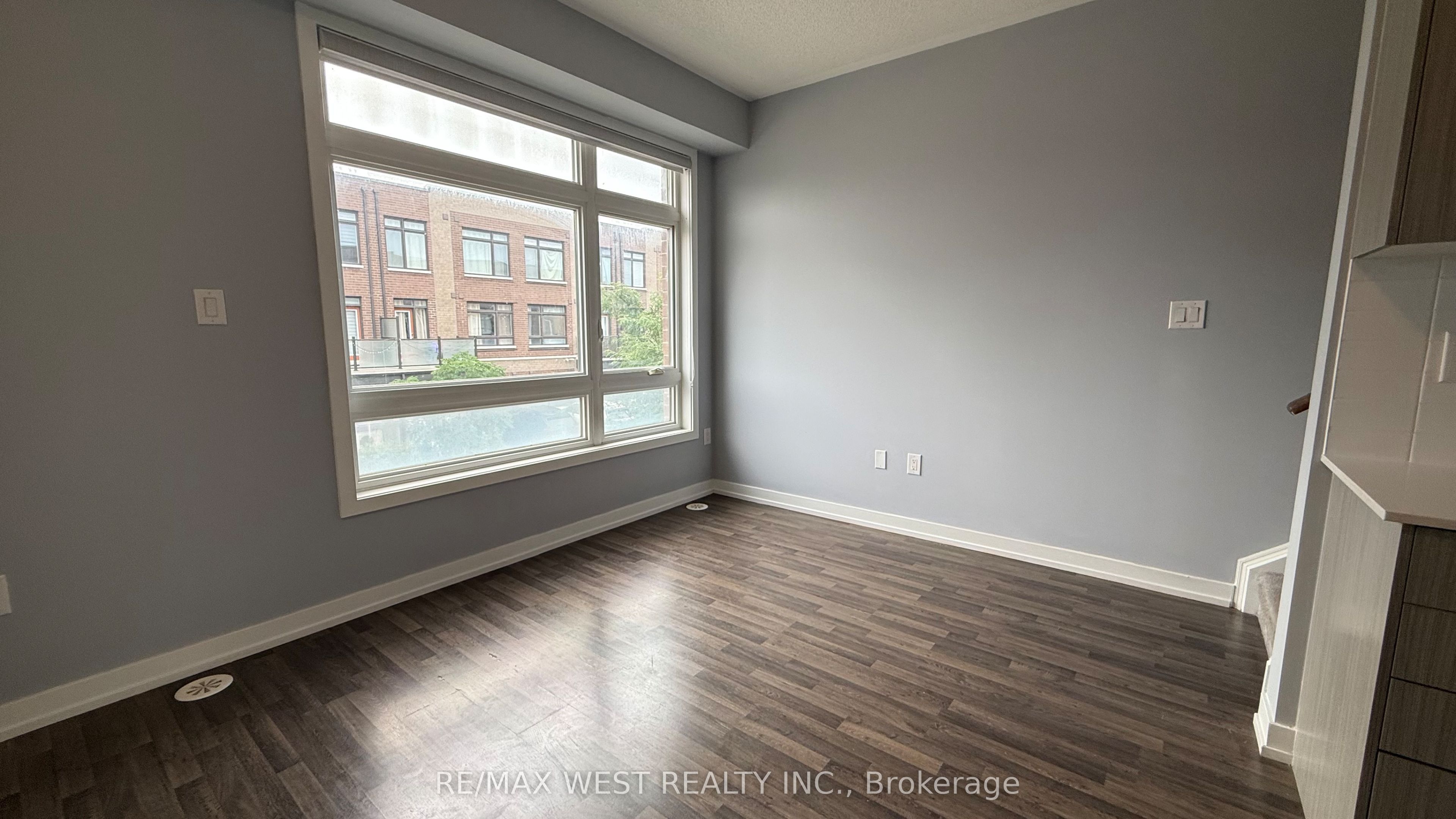 2 Lochlin Street, Vaughan, ON L4L 0M1 photo 5