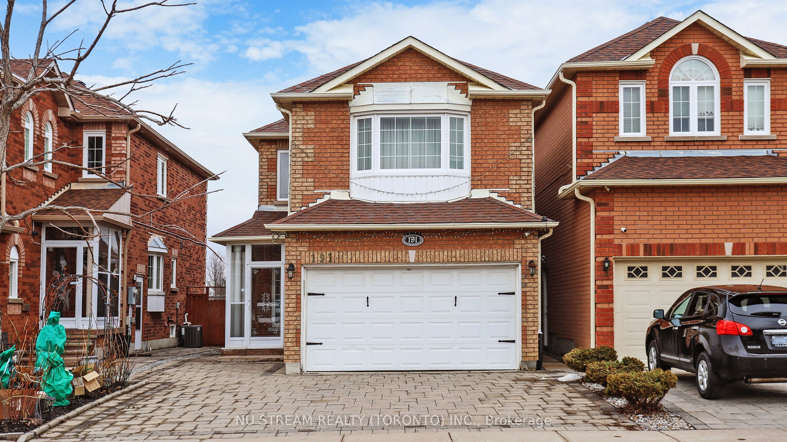 191 Milliken Meadows Drive Main, Markham, ON L3R 0V9