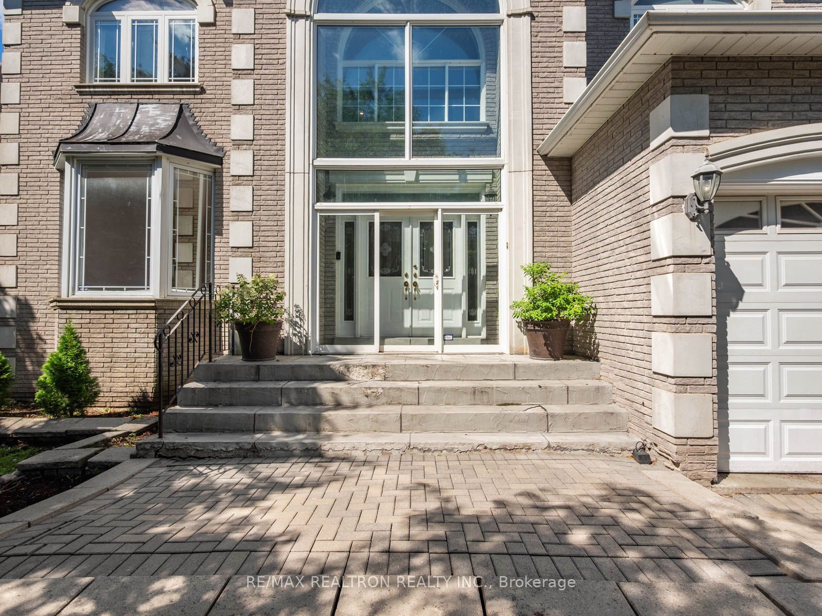 36 Fern Avenue, Richmond Hill, ON L4B 3R5 photo 4
