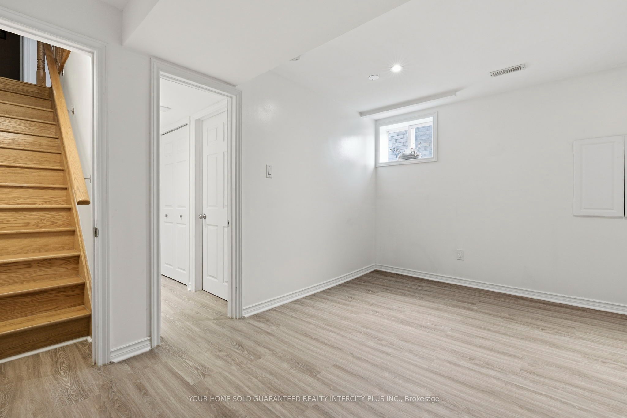 7 Storica Drive BSMT, Vaughan, ON L4H 0R8 photo 3
