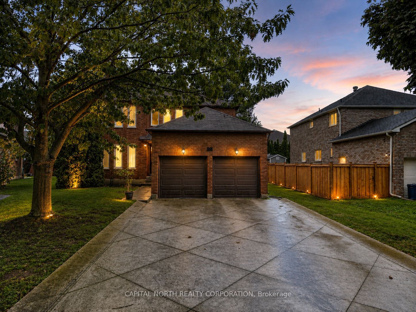 65 Savoy Crescent, Vaughan, ON L4J 7W3