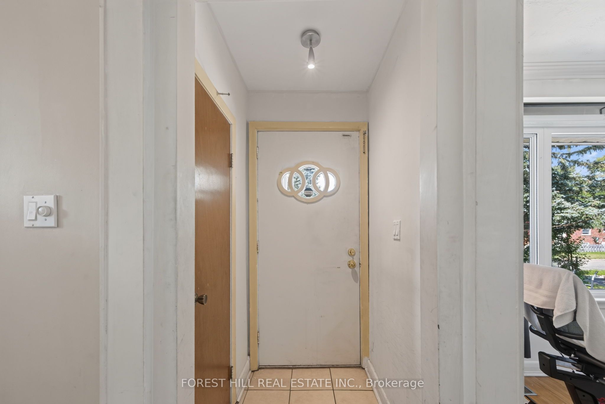 361 Blue Grass Boulevard, Richmond Hill, ON L4C 3H3 photo 3