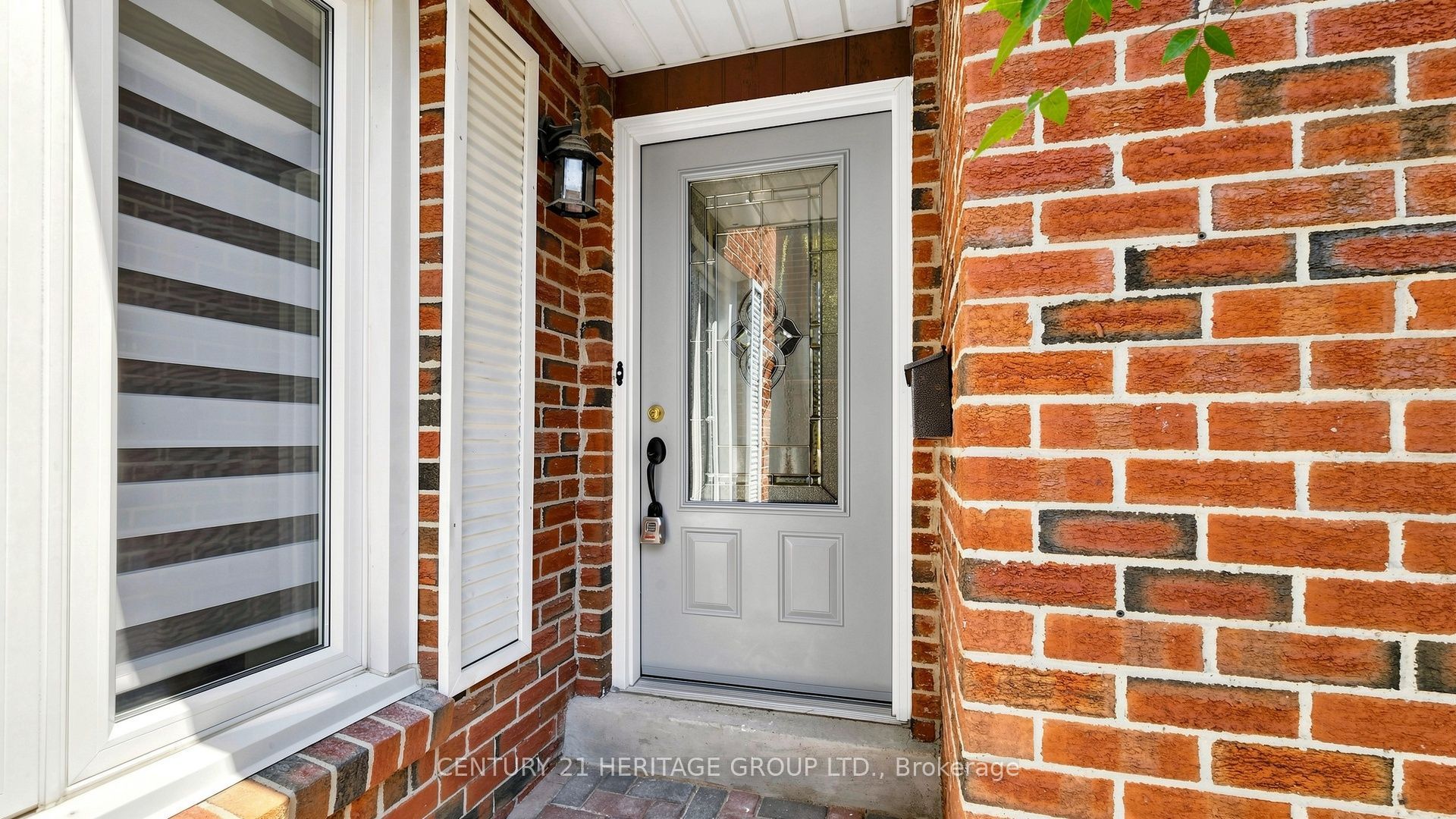 52 Lund Street, Richmond Hill, ON L4C 5V7 photo 4