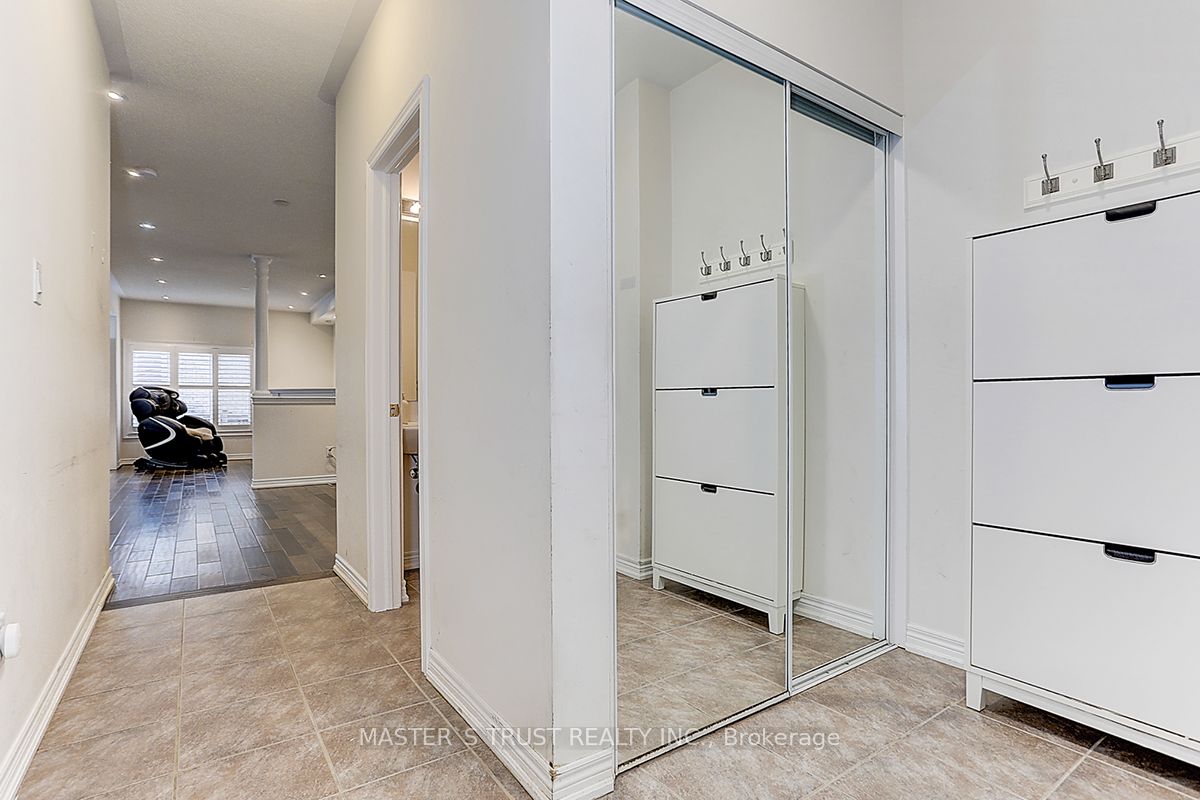 12 Glenbar Gardens, Markham, ON L3R 2L6 photo 4