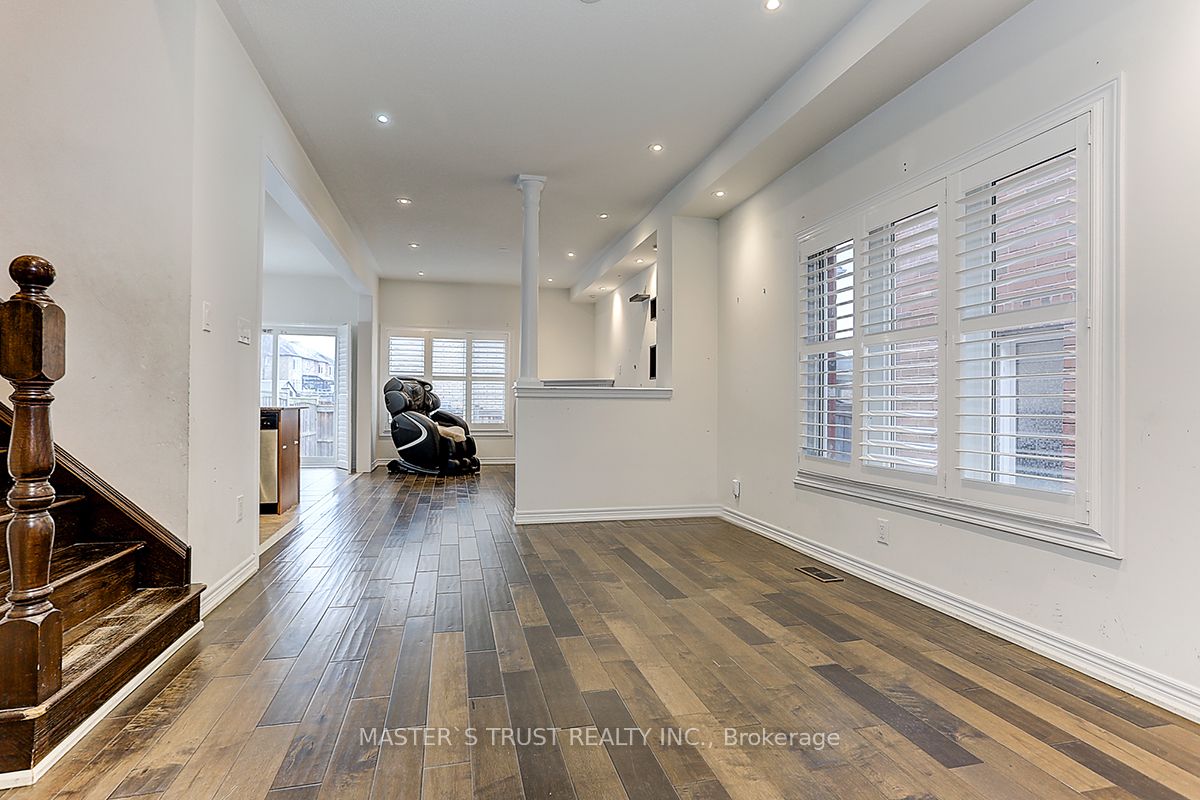12 Glenbar Gardens, Markham, ON L3R 2L6 photo 5