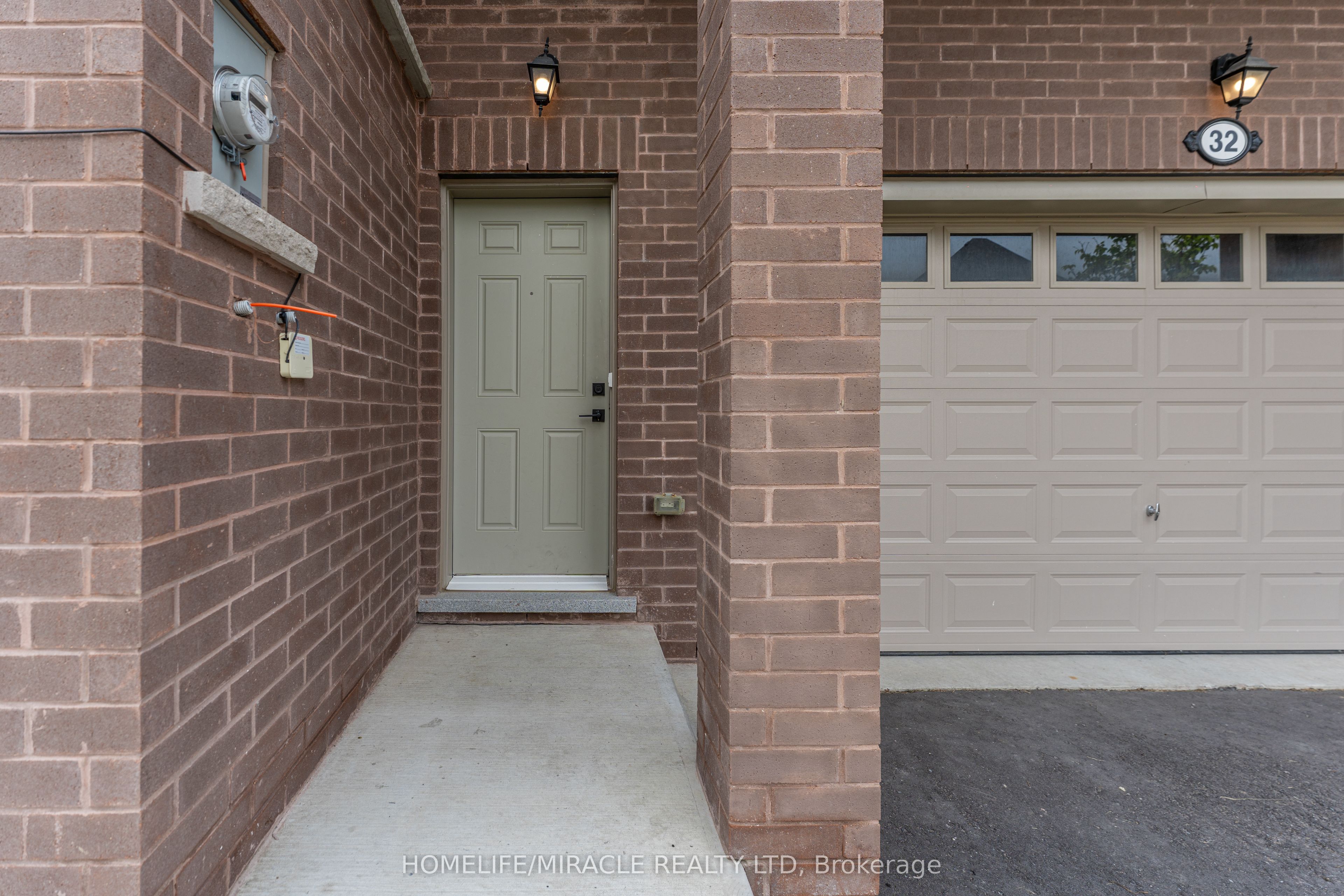 32 Alan Williams Trail, Uxbridge, ON L9P 0R6 photo 3