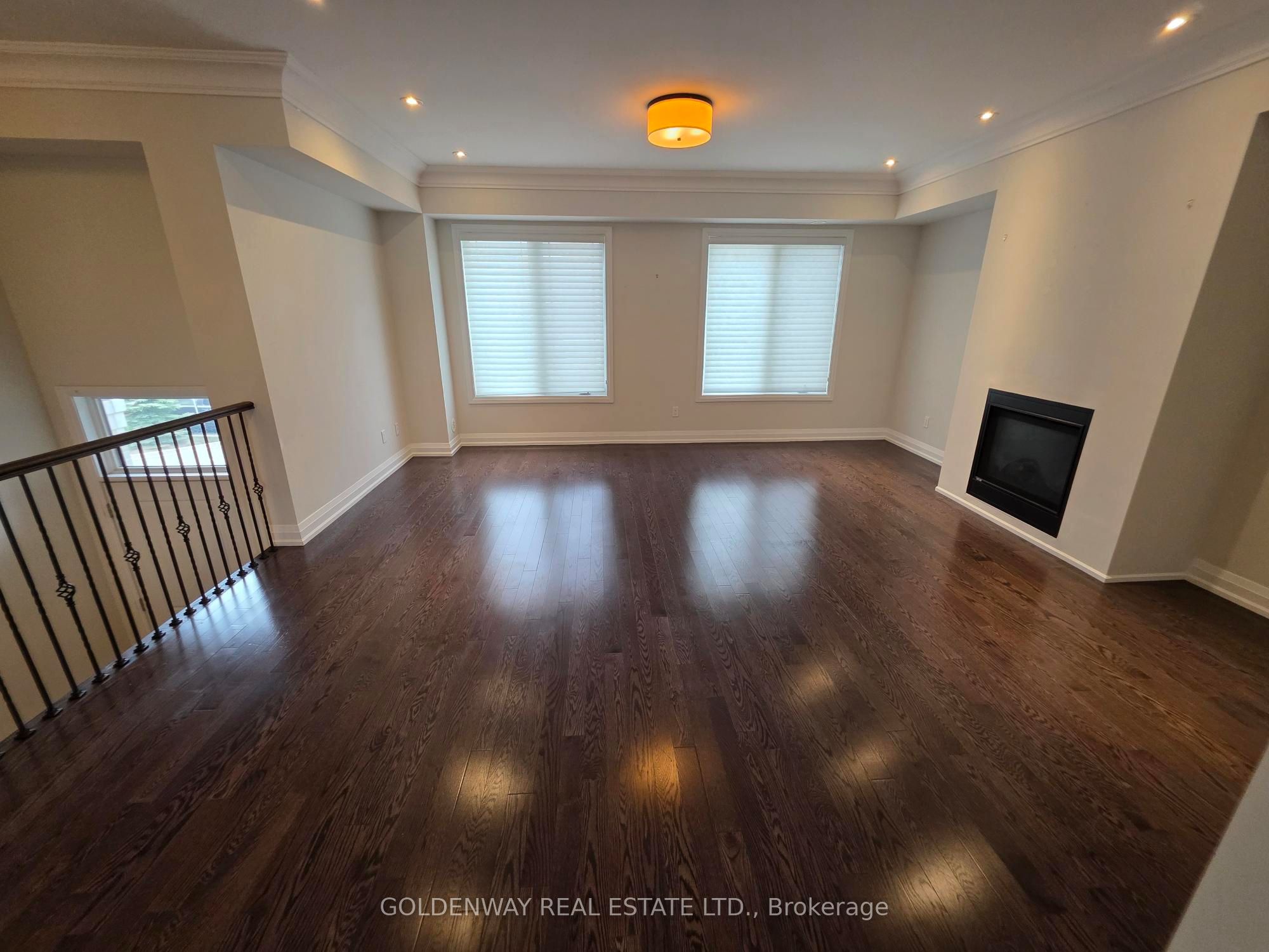 9 Caseley Way, Markham, ON L3R 4Z7 photo 2