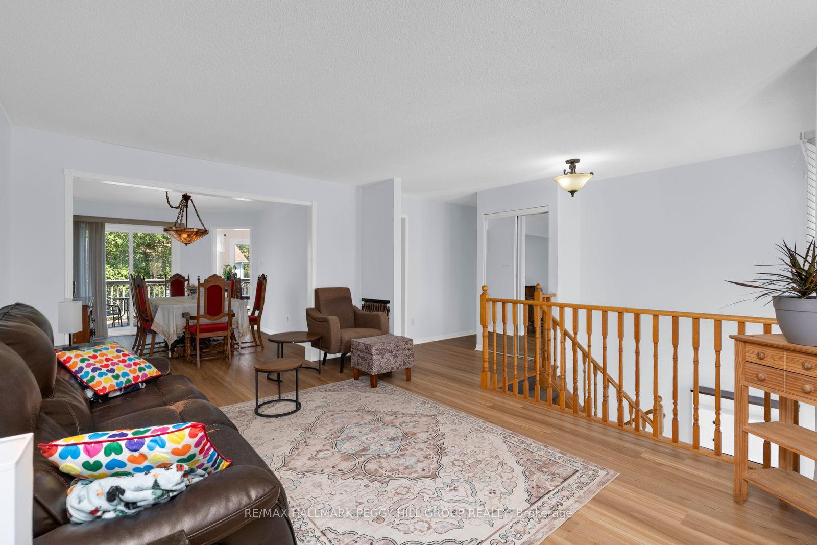 31 Edenbridge Drive, Essa, ON L3W 0K7 photo 5