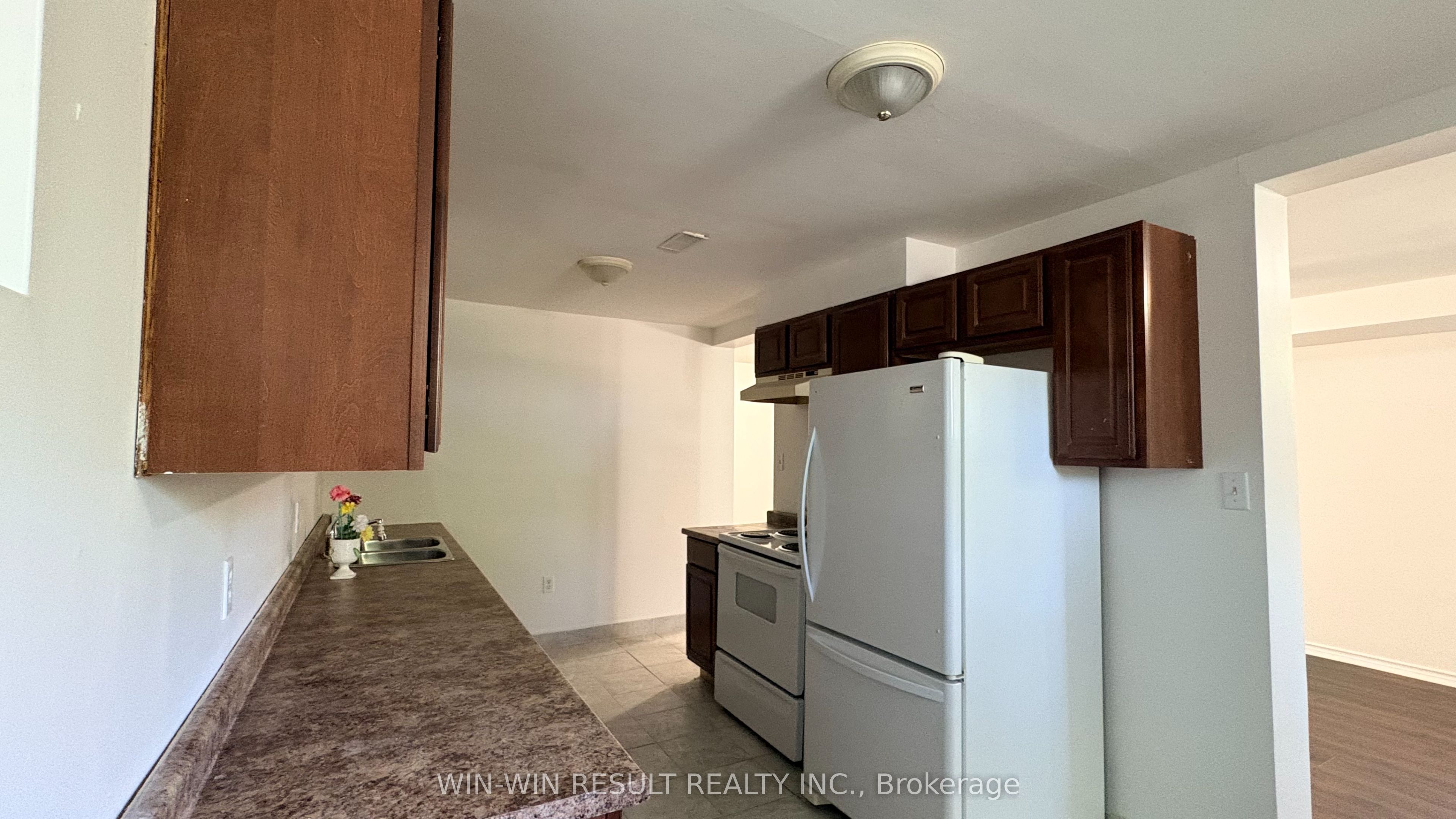243 Cedarholme Avenue, Georgina, ON L4P 2W5 photo 5