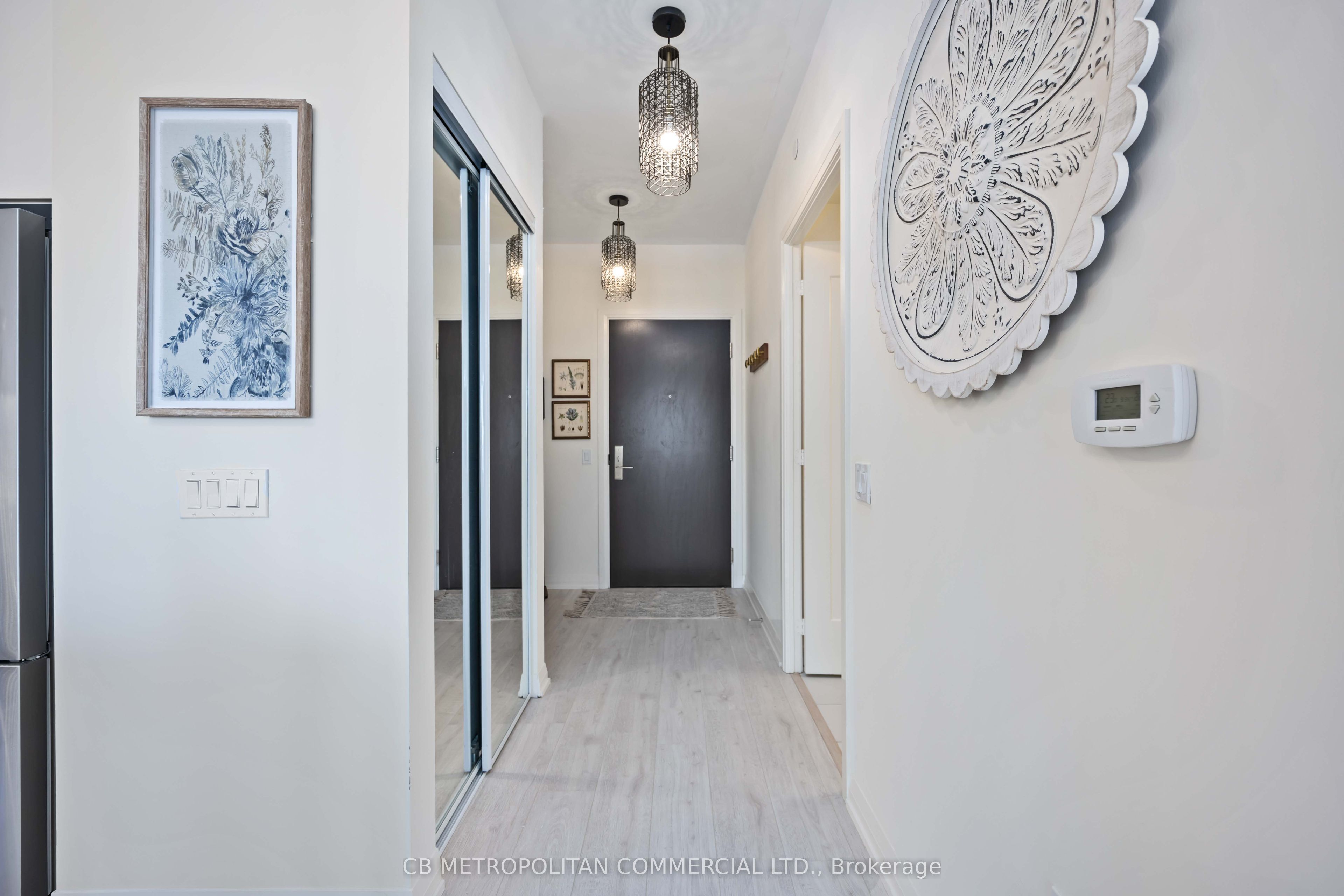 9000 Jane Street, Vaughan, ON L4K 0M6 photo 4