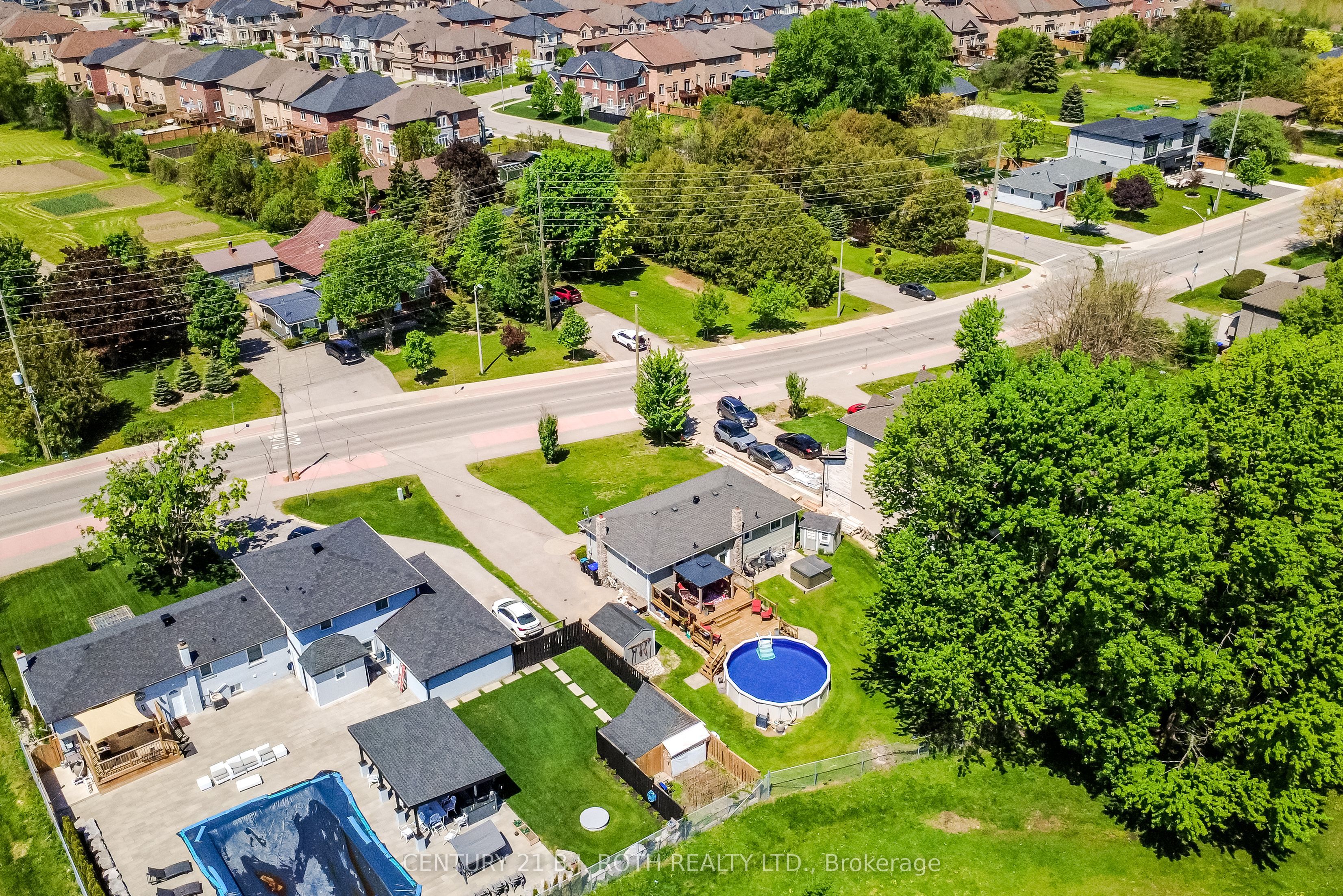 671 Simcoe Road, Bradford West Gwillimbury, ON L3Z 4B4 photo 5