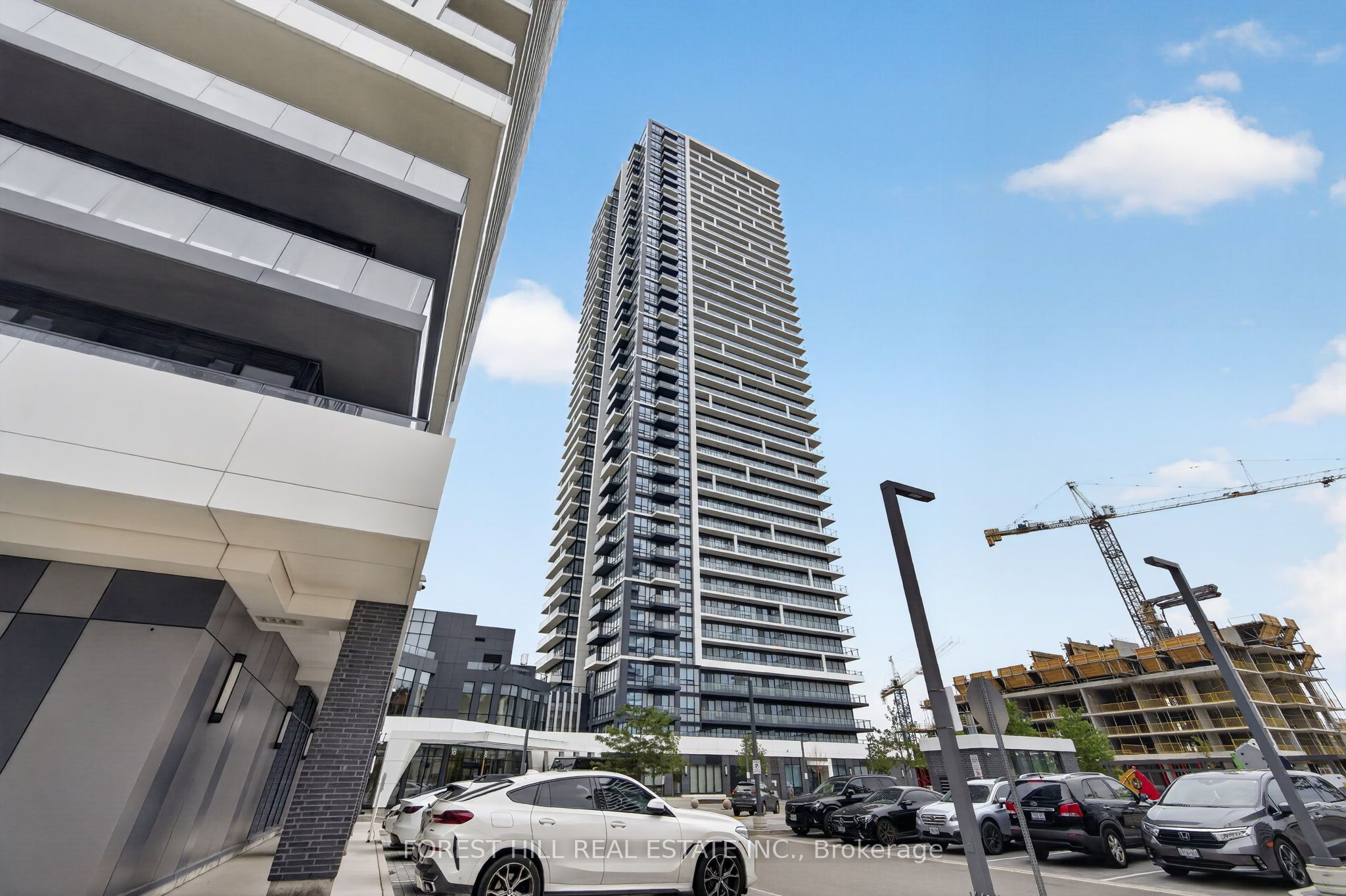 8 WATER WALK Drive 2706, Markham, ON L3R 6L4