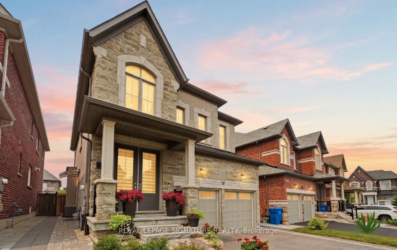 68 Duggan Street, Aurora, ON L4G 0Y8