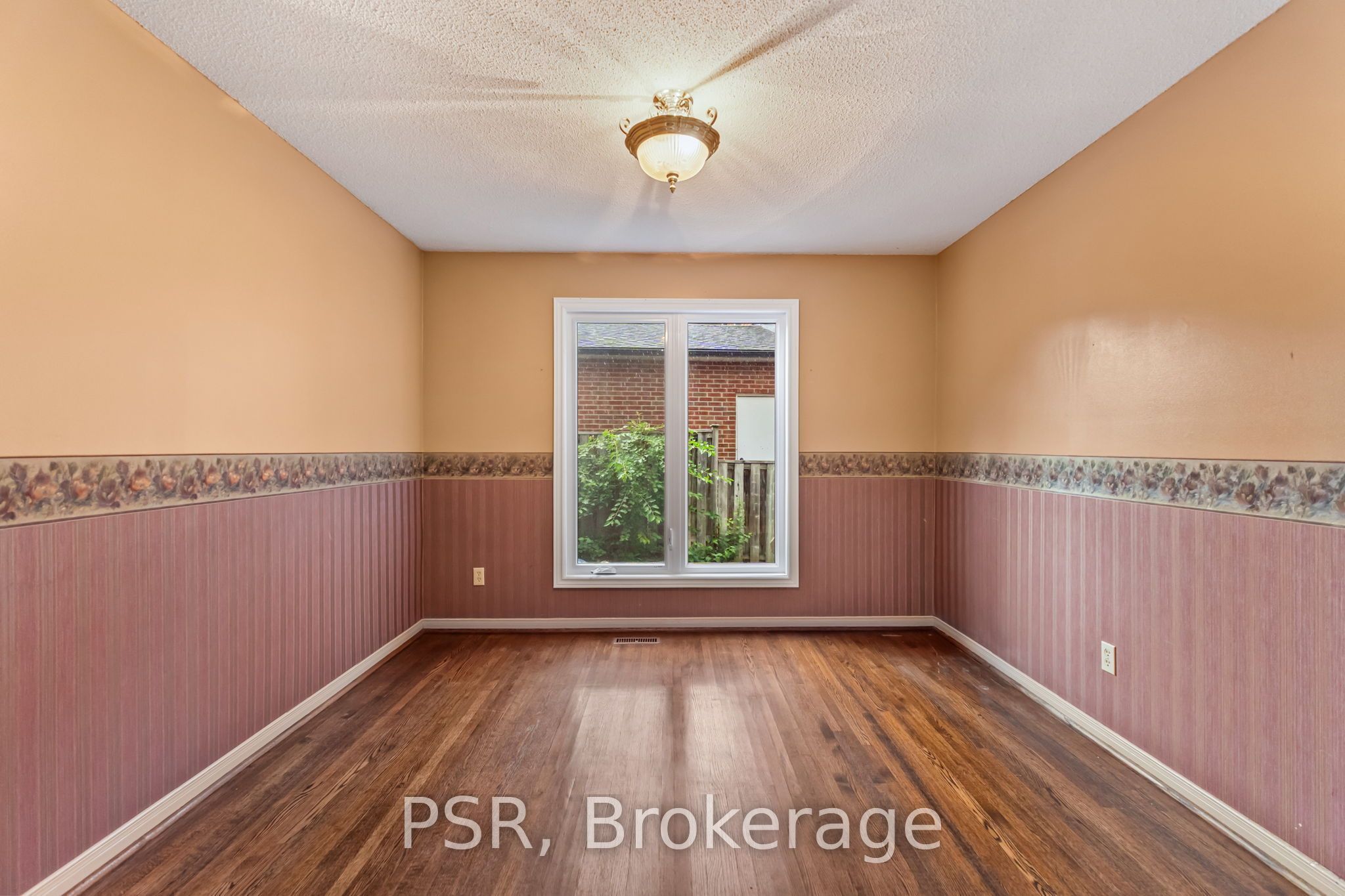 6 Lippincott Court, Richmond Hill, ON L4C 7M5 photo 5