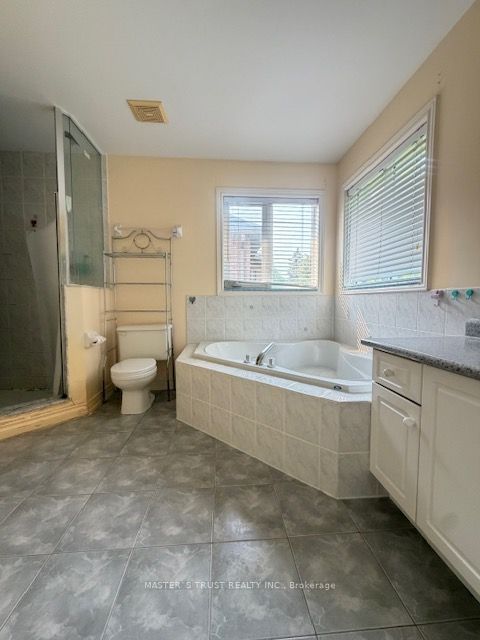 83 Gemini Crescent, Richmond Hill, ON L4S 2K8 photo 4
