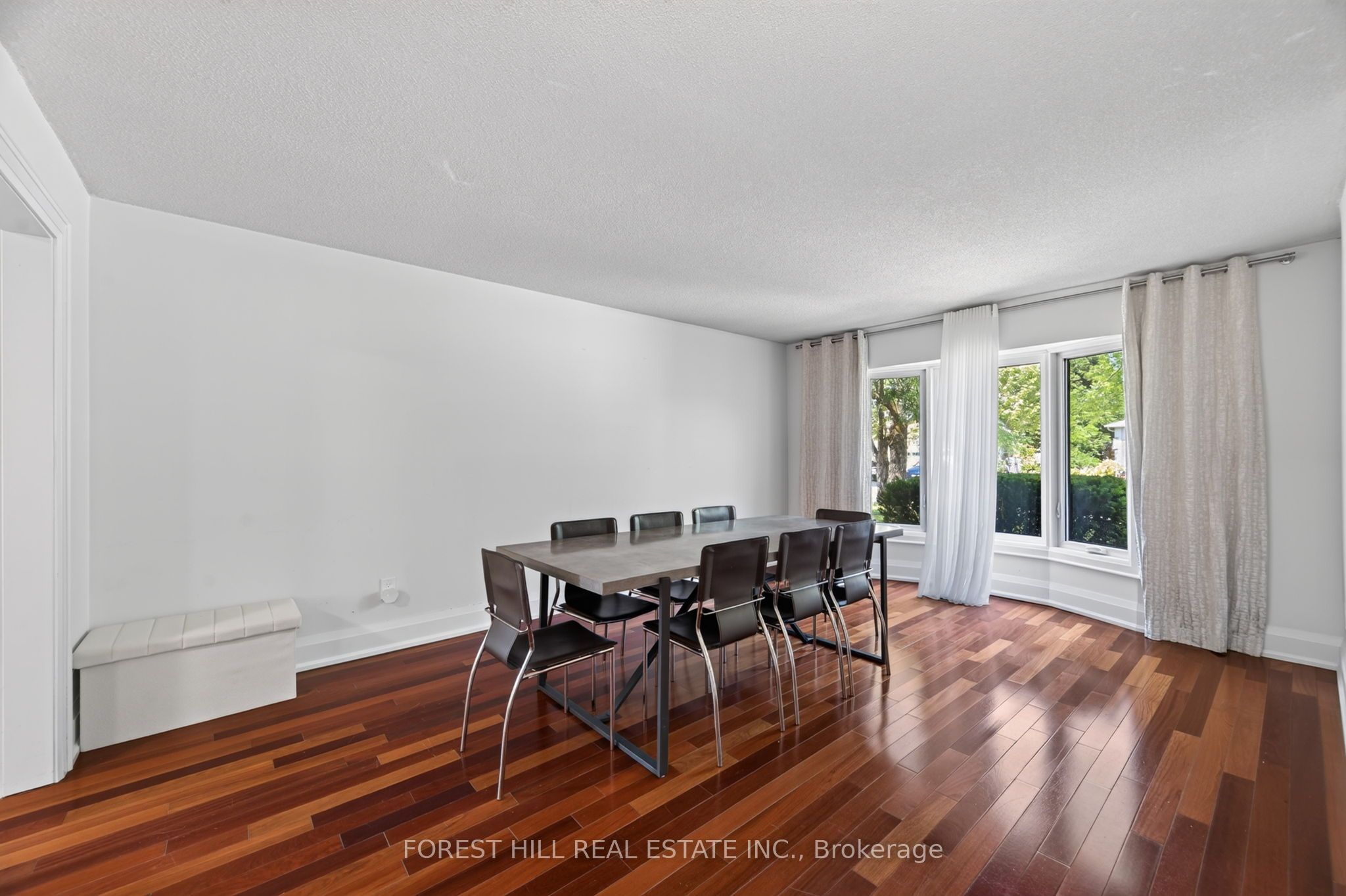 38 Crystal Drive, Richmond Hill, ON L4C 7Y4 photo 3