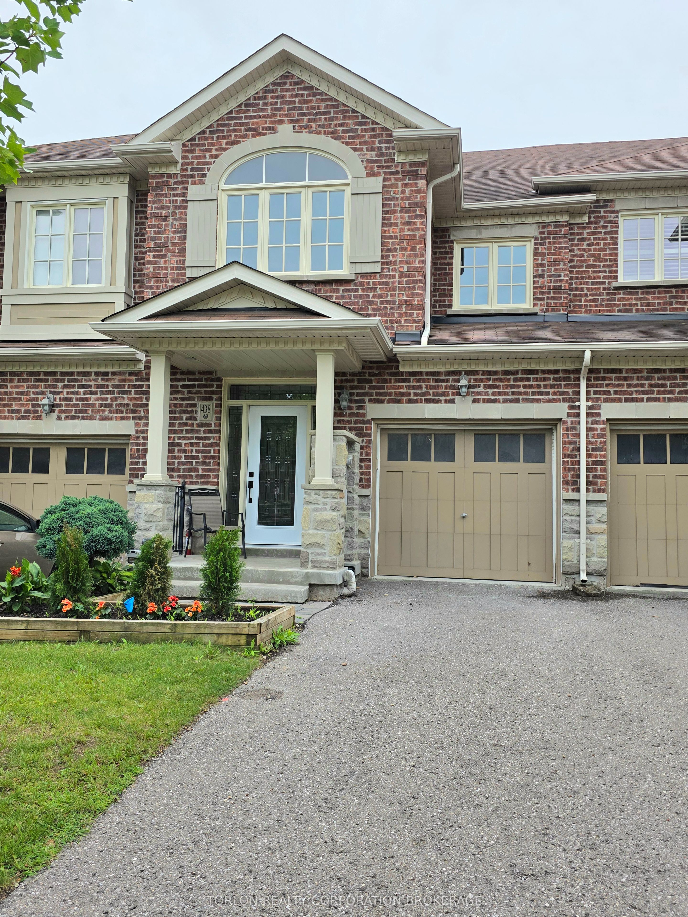 438 William Dunn Crescent, Newmarket, ON L3X 3L2