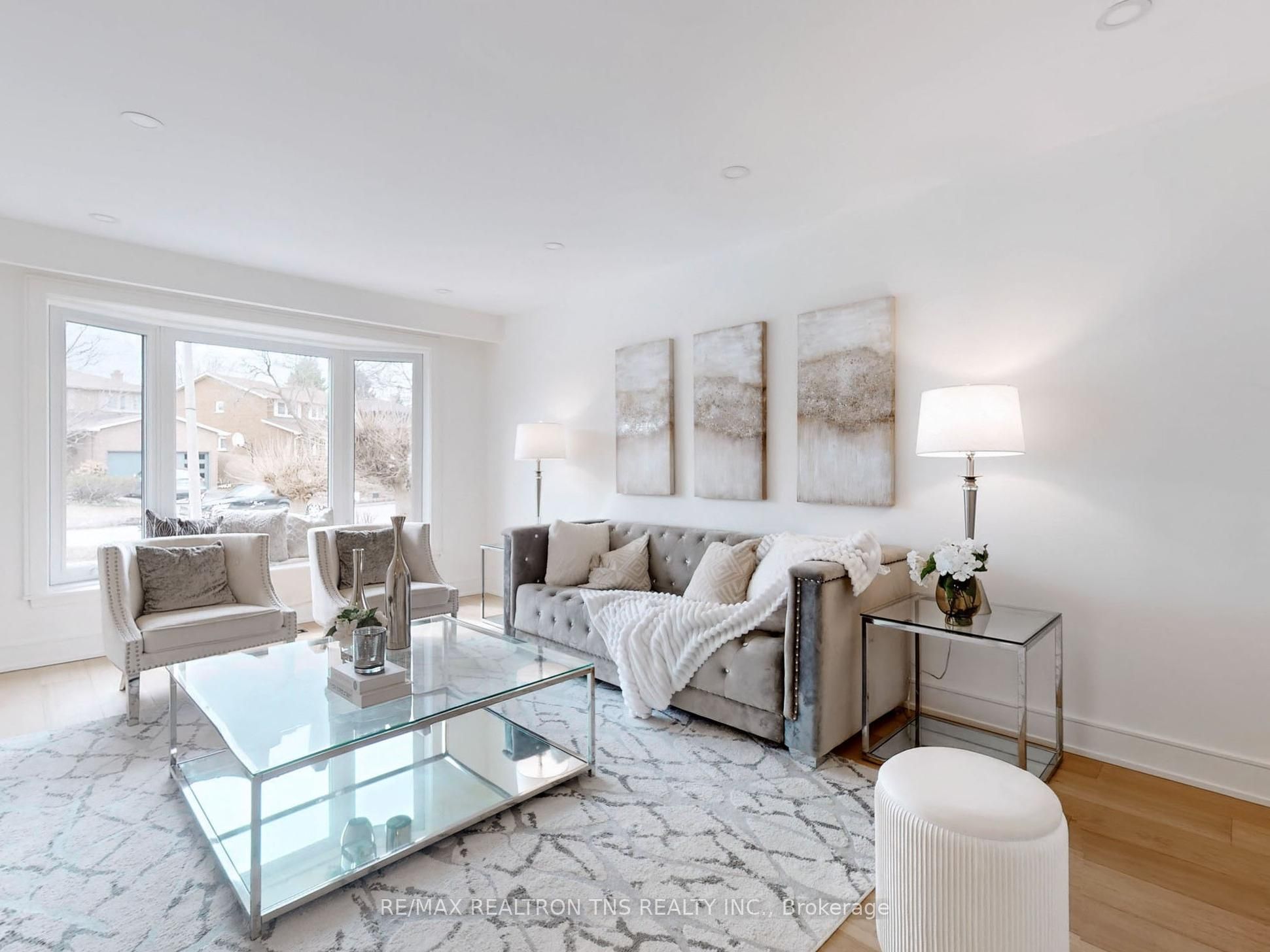 46 Sycamore Drive, Markham, ON L3T 5V6 photo 4