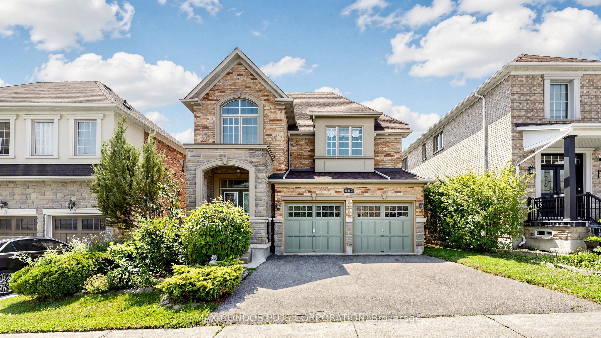 139 Queen Filomena Avenue, Vaughan, ON L6A 0J1