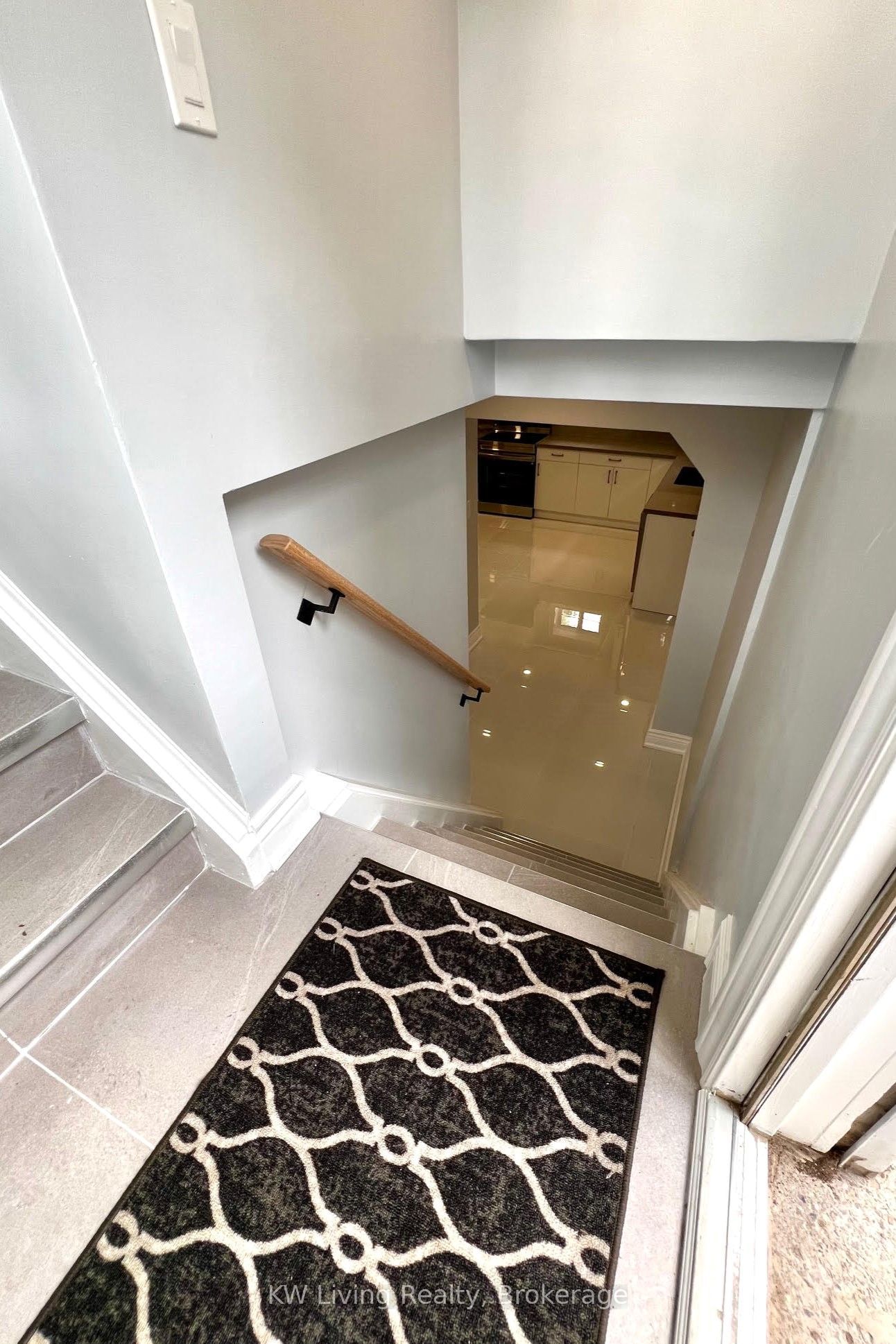 311 Boisdale Avenue Basement, Richmond Hill, ON L4C 1R4 photo 4