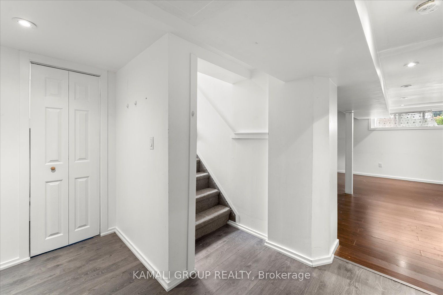 100 Sheldon Avenue BSMT, Newmarket, ON L3Y 2V7 photo 3