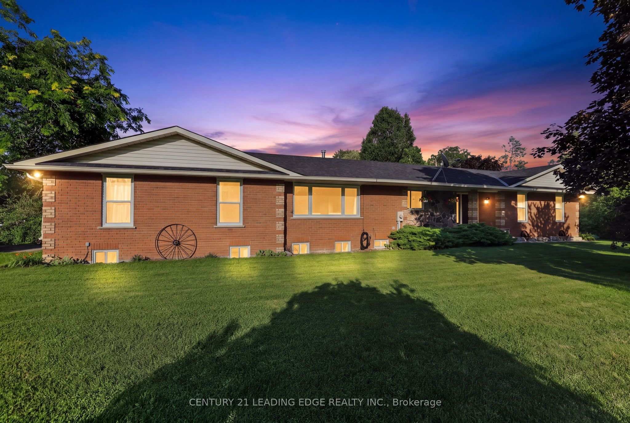 23233 Miles Road, Georgina, ON L0E 1R0 photo 3