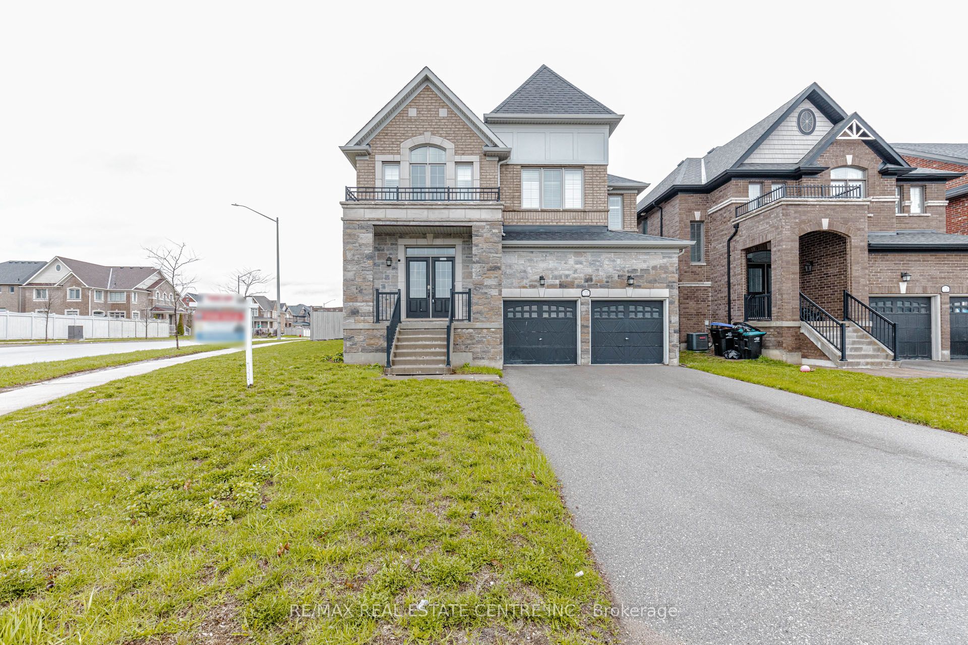 1332 Blackmore Street, Innisfil, ON L9S 0J8