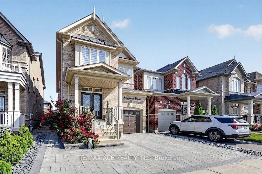 10 Andreeta Drive Main, Vaughan, ON L4H 4H2 photo 3