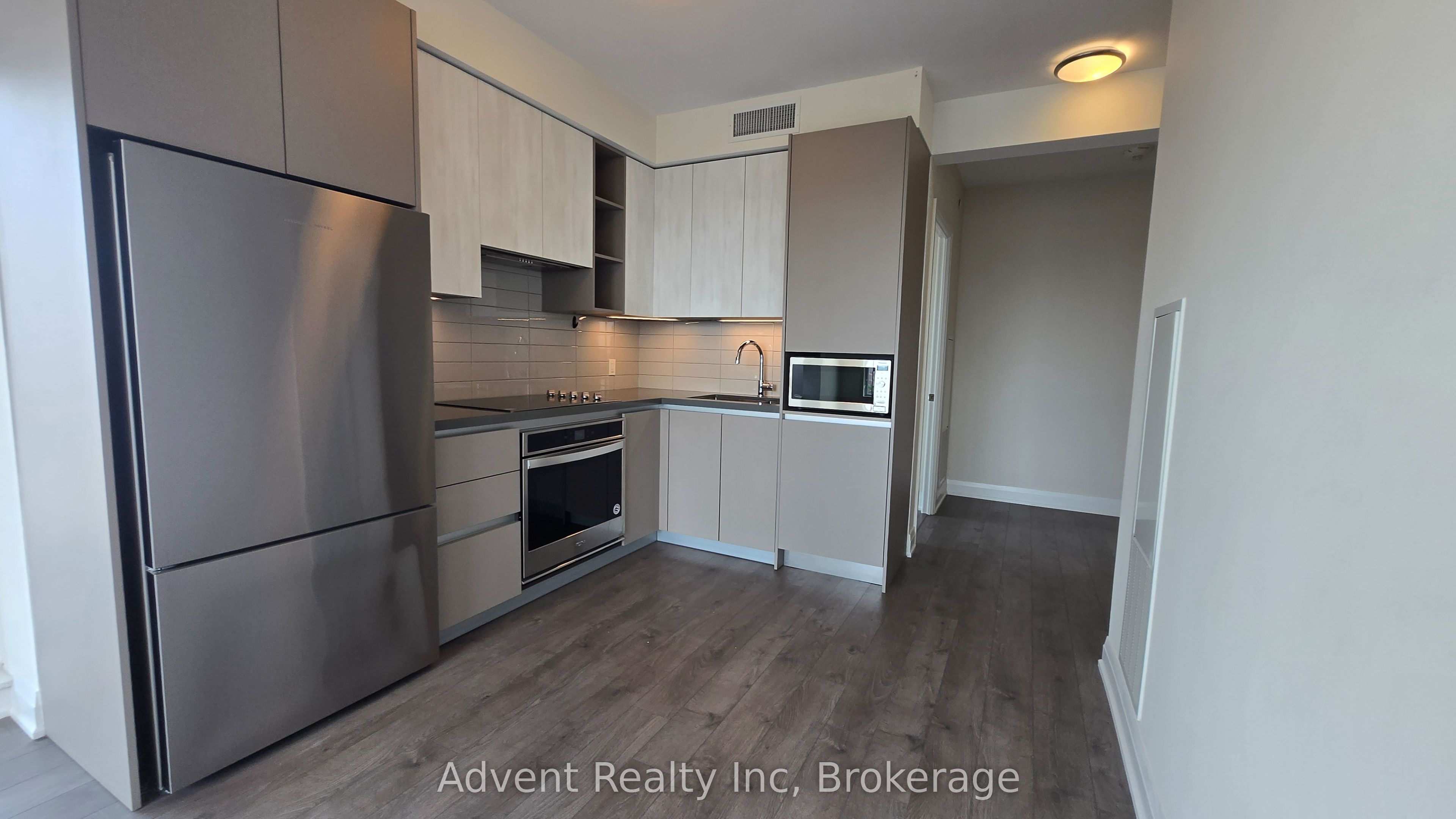 398 Highway 7 Avenue E 602, Richmond Hill, ON L4B 0G6