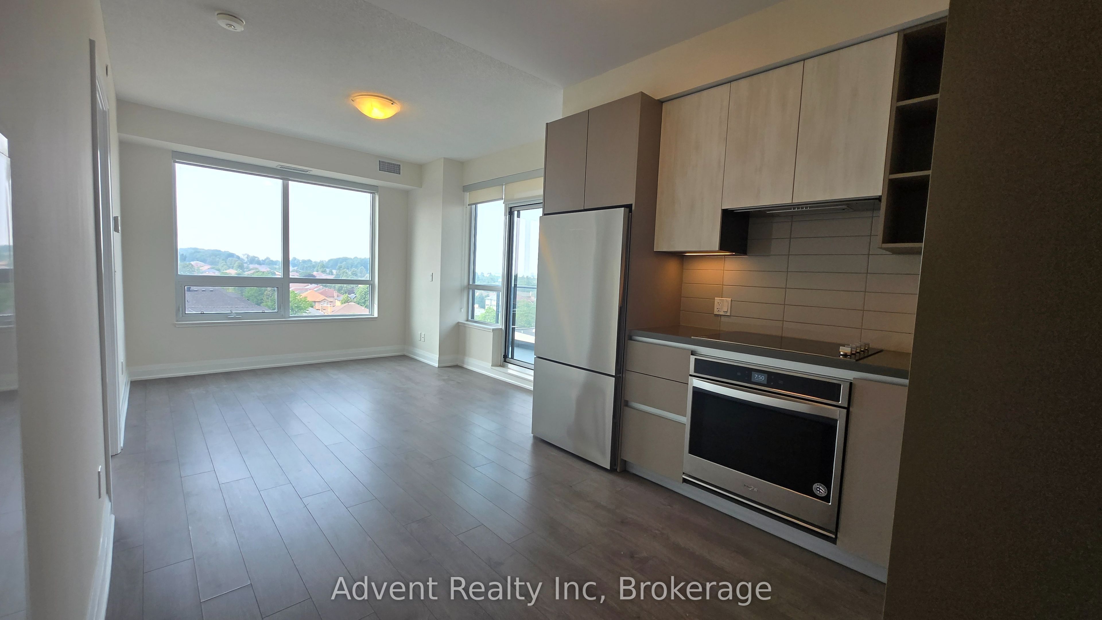 398 Highway 7 Avenue E 602, Richmond Hill, ON L4B 0G6 photo 2