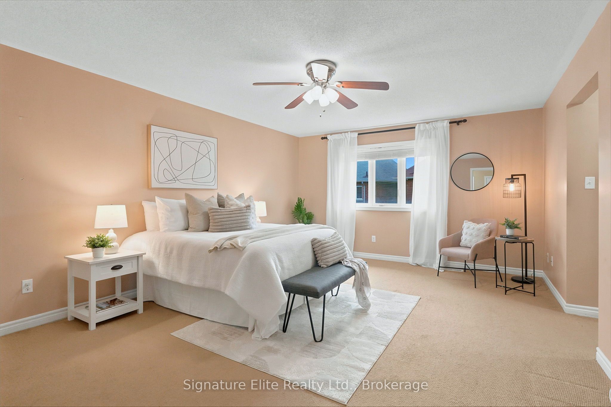 211 Lageer Drive, Whitchurch-Stouffville, ON L4A 0X1 photo 5