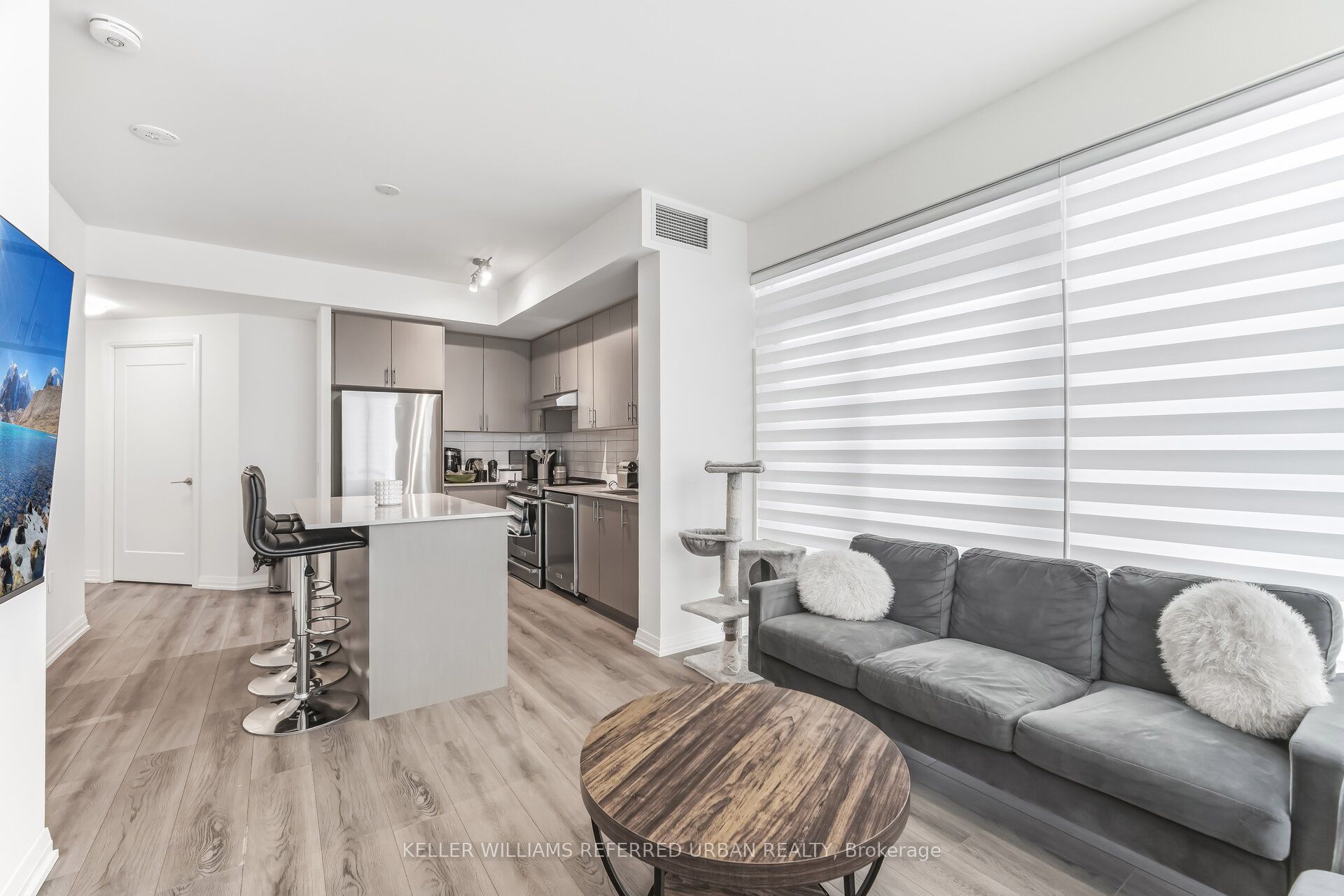 9000 Jane Street 1115, Vaughan, ON L4K 0M6 photo 5
