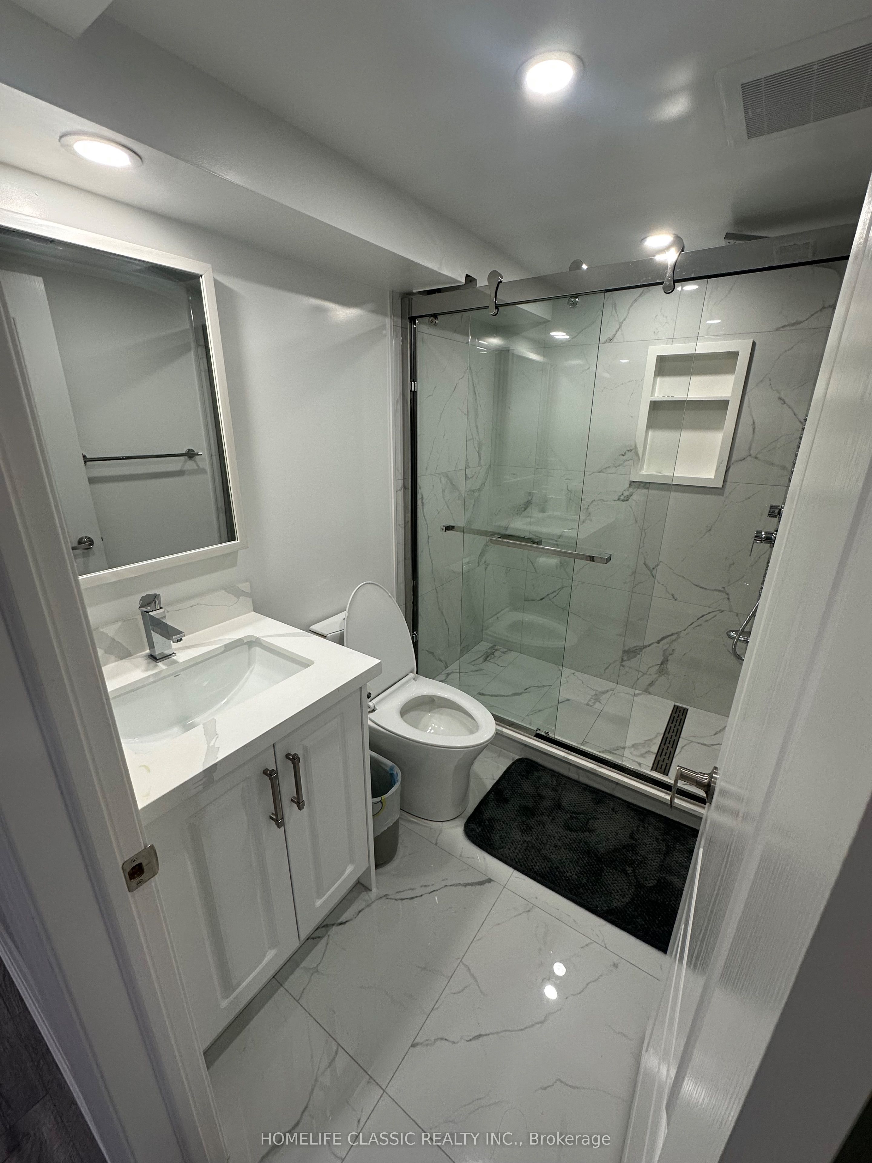 658 Grand Trunk Avenue BSMNT, Vaughan, ON L6A 0R3 photo 5