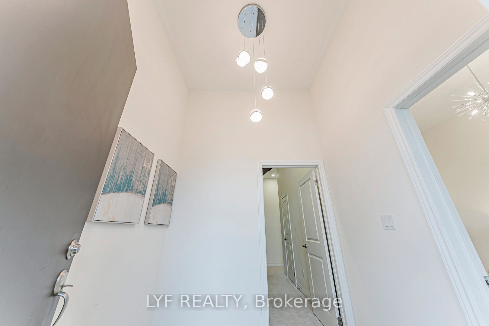 20 Lord Melborne Street, Markham, ON L6C 0Z5 photo 3