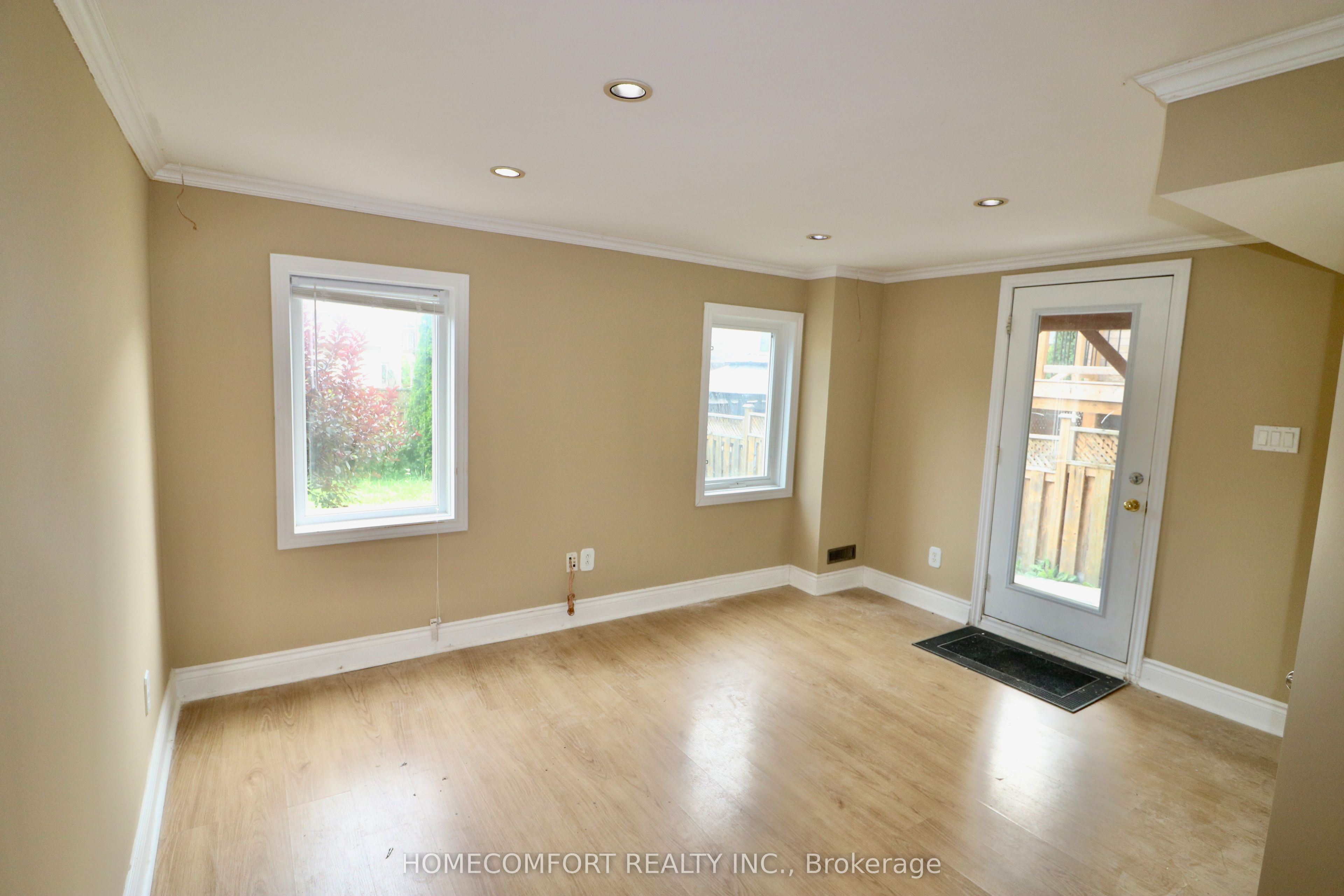 126 Gamble Glen Crescent Lower, Richmond Hill, ON L4S 2T3 photo 5