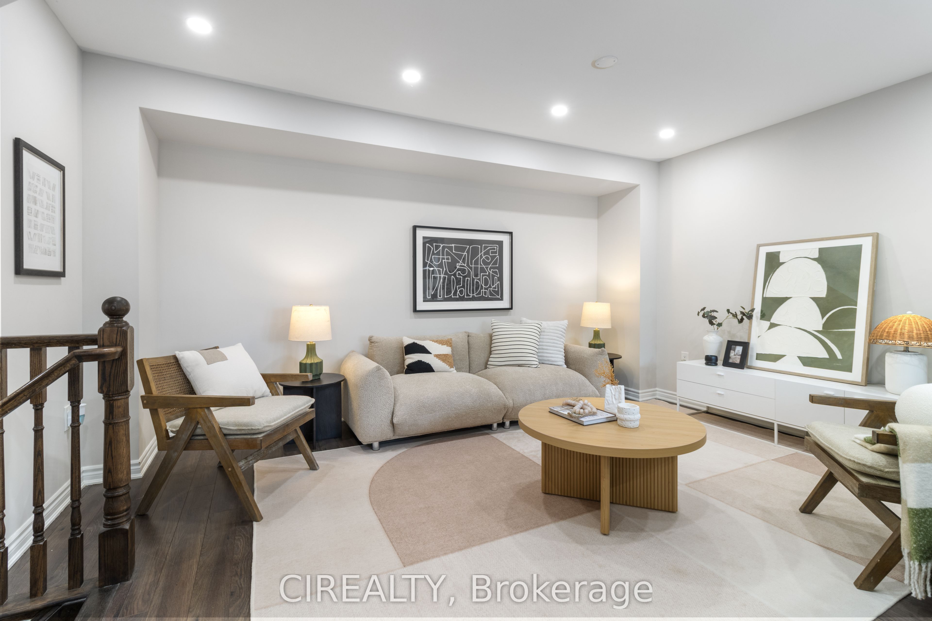 48 Casely Avenue, Richmond Hill, ON L4S 0K3 photo 4