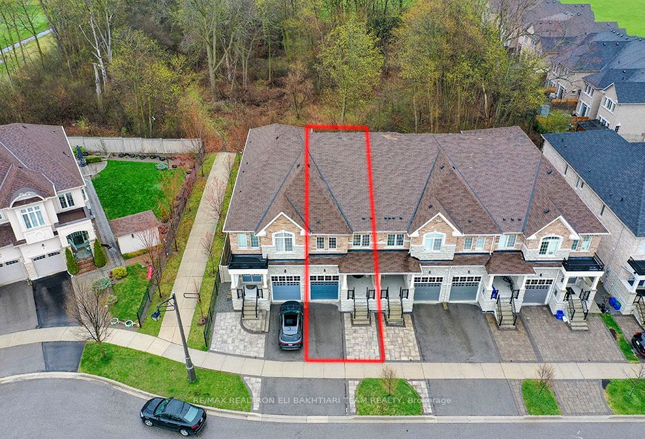 96 Port Arthur Crescent, Richmond Hill, ON L4E 0Z9 photo 4