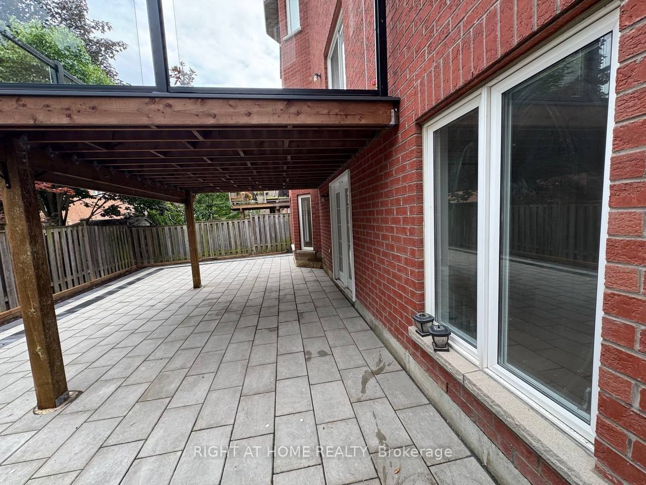 47 Medoc ( Basement) Place, Vaughan, ON L4J 8Y9 photo 5