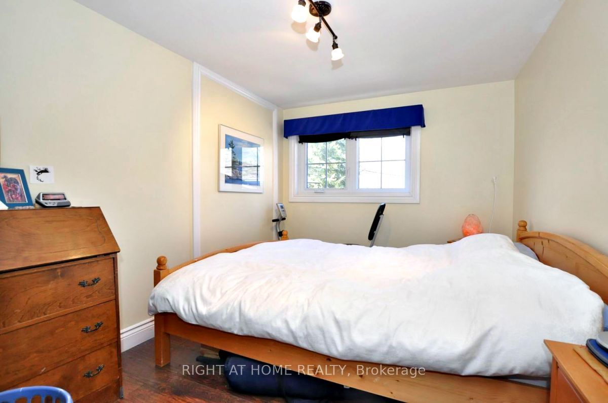 415 Lake Drive S 2, Georgina, ON L4P 1P3 photo 4