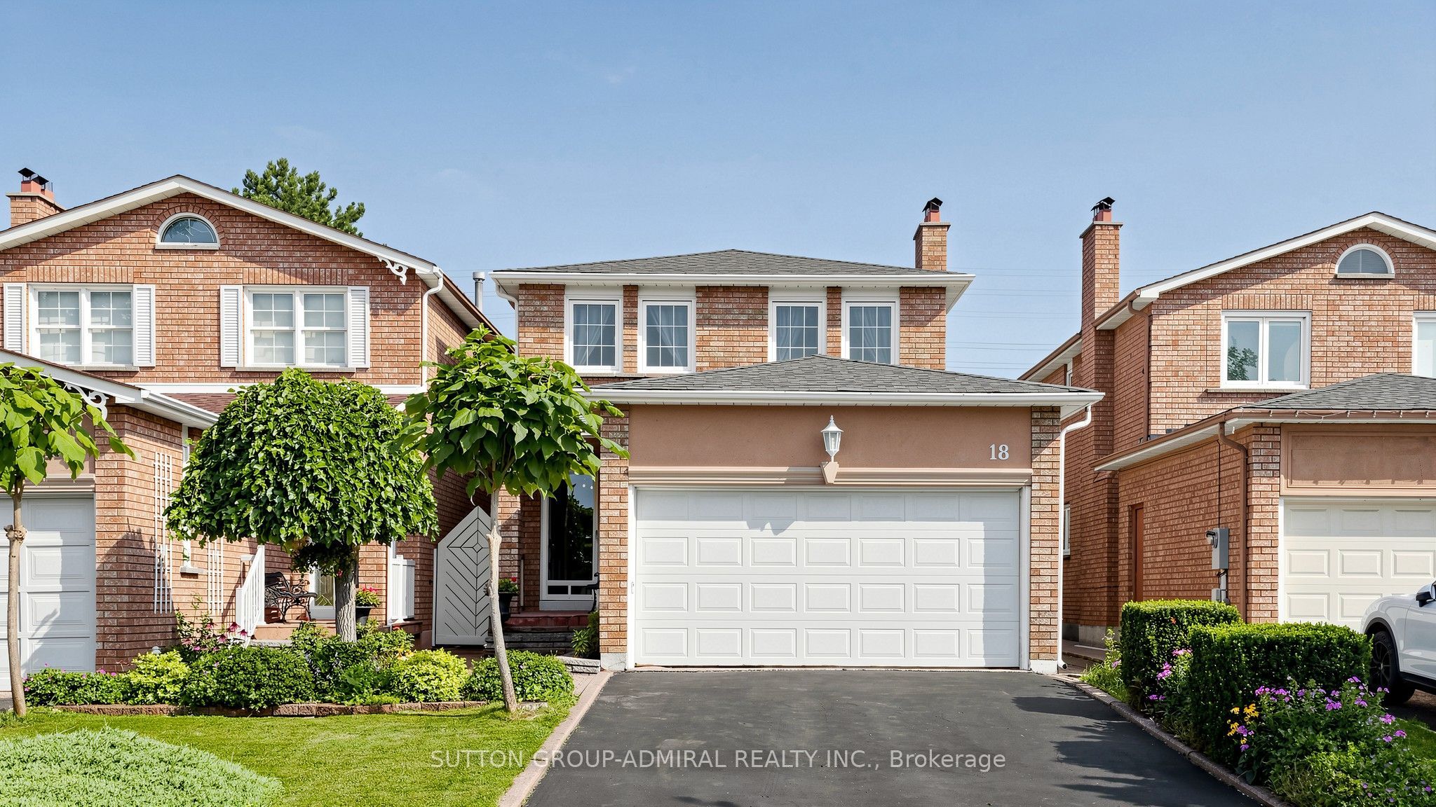18 Richbell Street, Vaughan, ON L4J 5W4 photo 3
