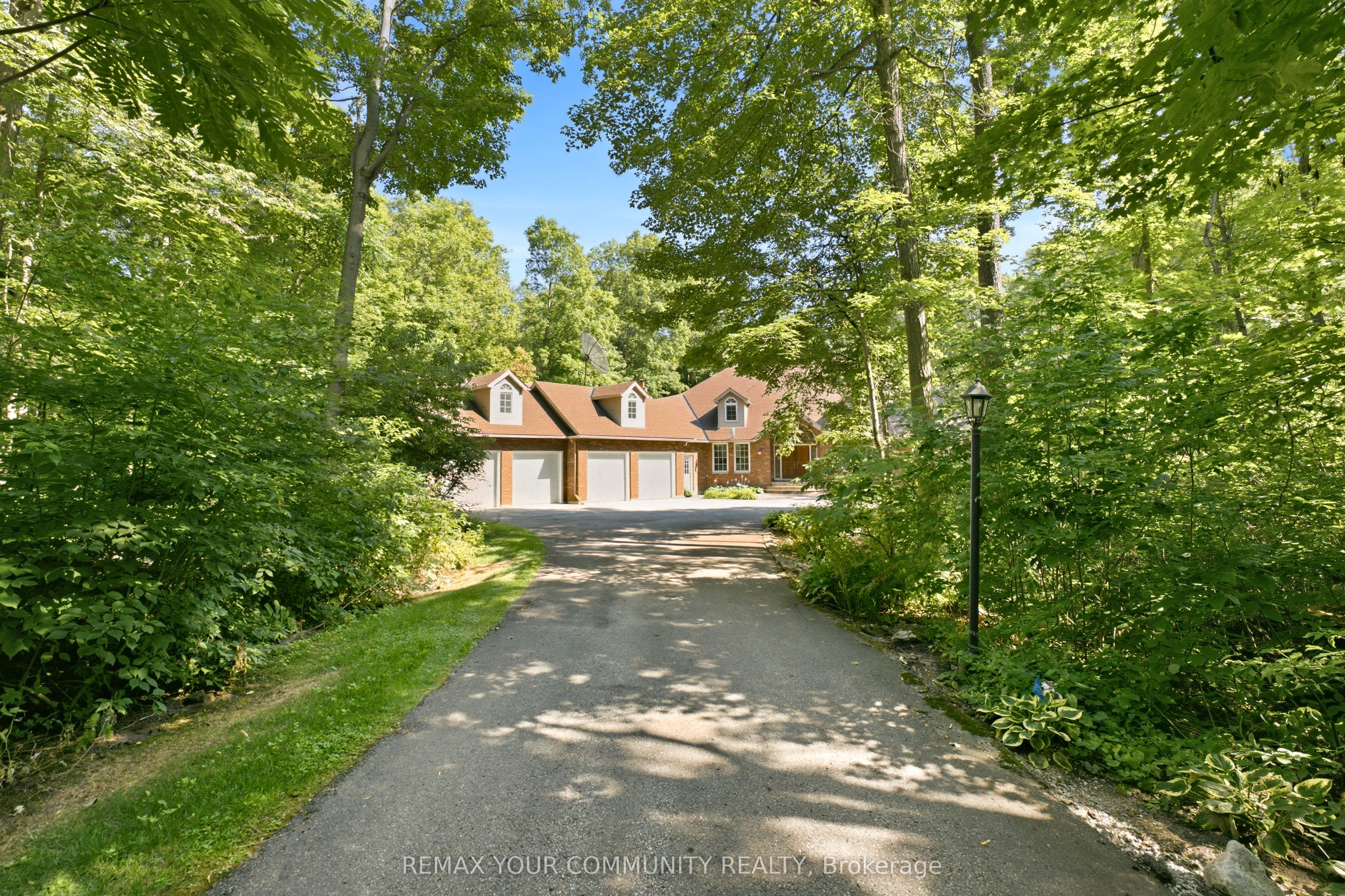 38 Hill Country Drive, Whitchurch-Stouffville, ON L4A 3T2 photo 2