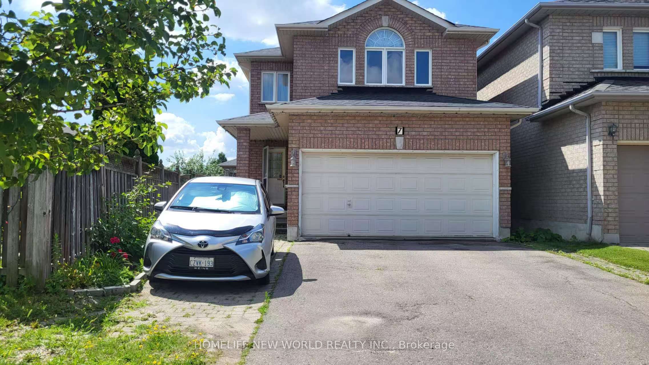 7 Zippora Drive, Richmond Hill, ON L4S 2M6
