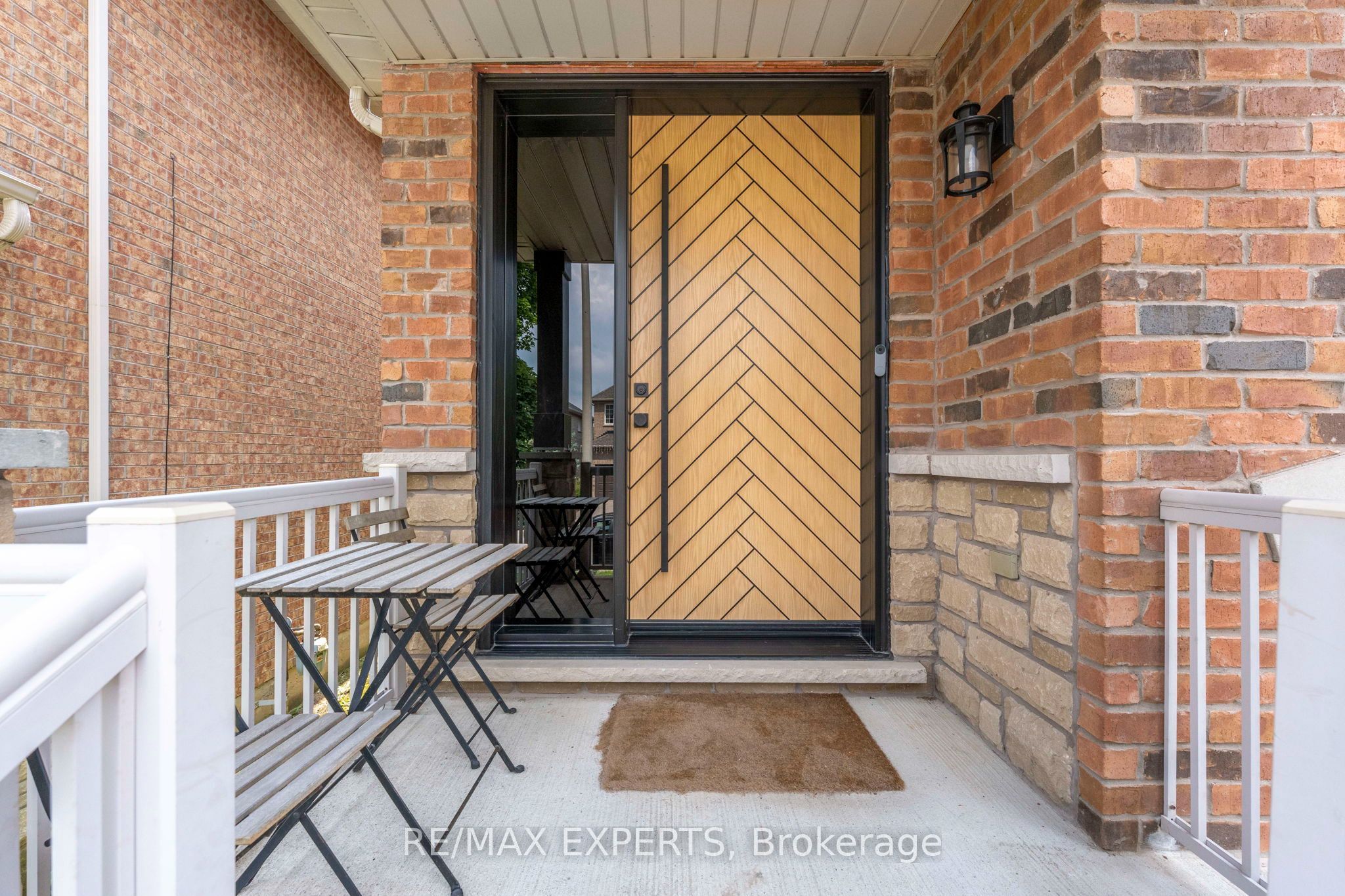 108 Westolivia Trail, Vaughan, ON L4J 0C2 photo 2