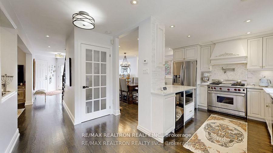 145 Roseborough Crescent, Vaughan, ON L4J 4V4 photo 5