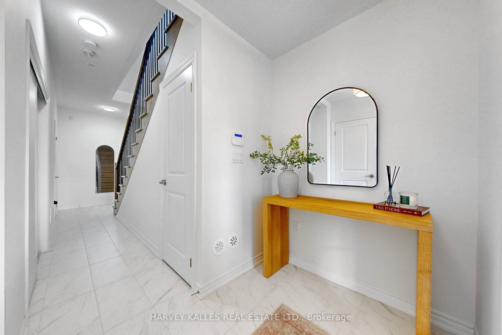 32 Mel Irving Drive, Bradford West Gwillimbury, ON L3Z 4P1 photo 5