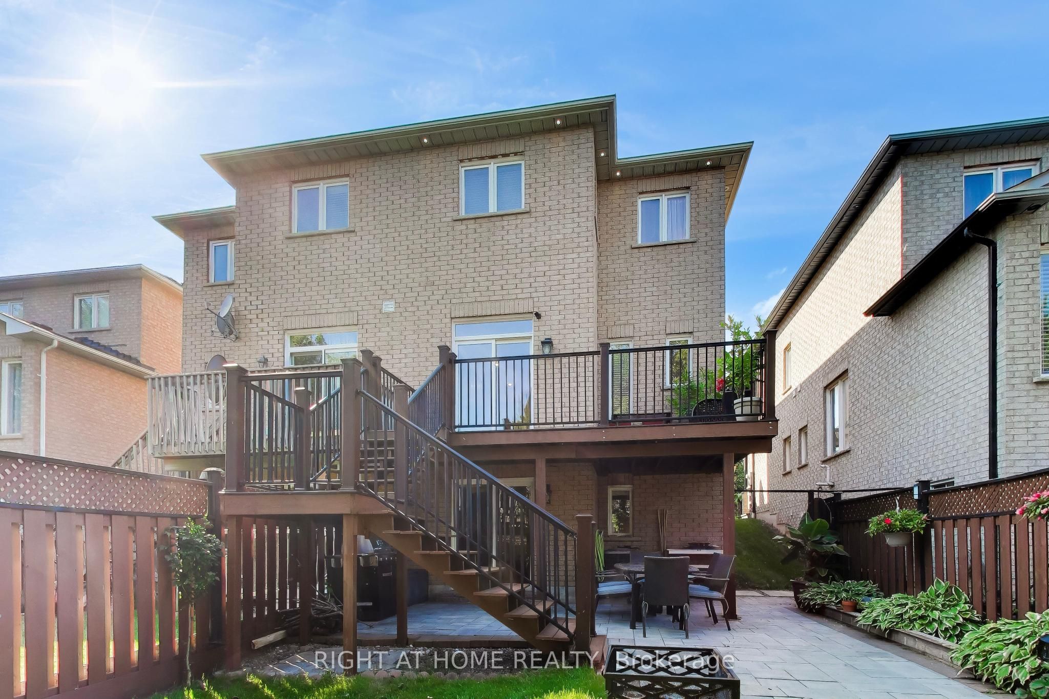 237 Terra Road, Vaughan, ON L4L 3J4 photo 3