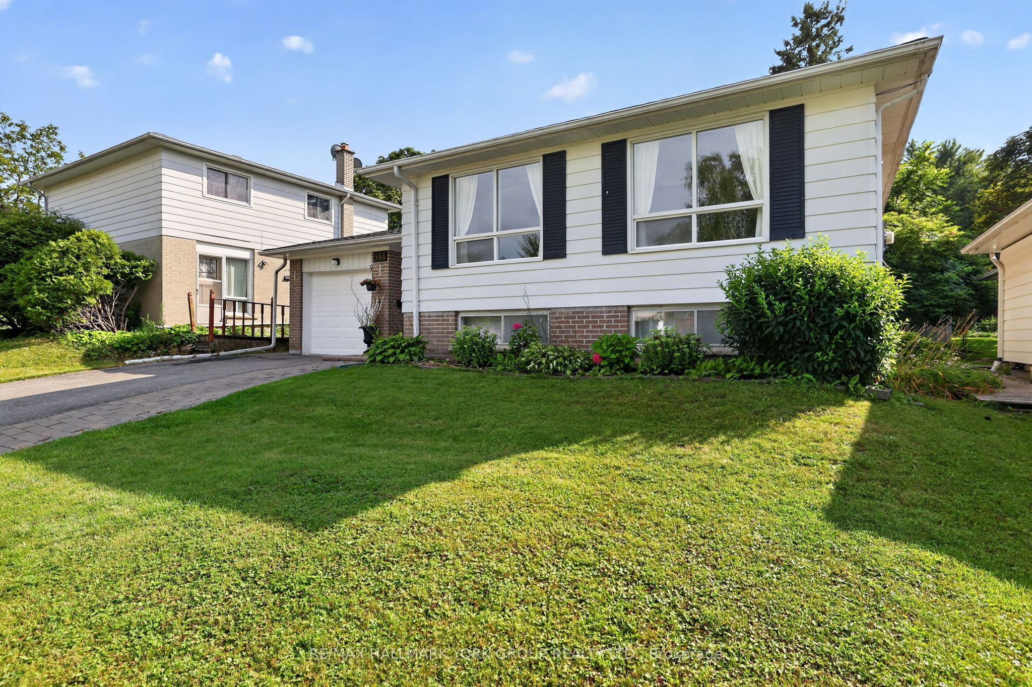 384 Glenrose Road, Newmarket, ON L3Y 4M3 photo 2