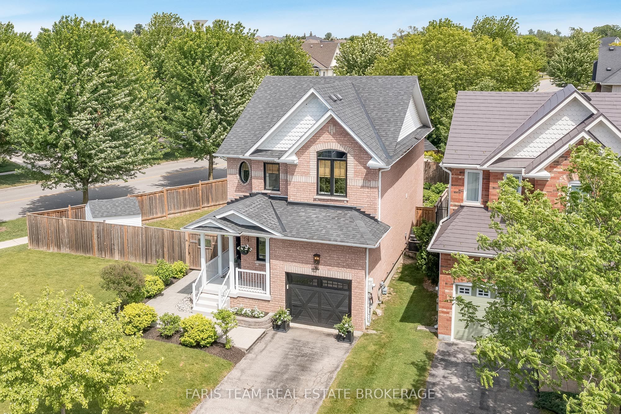86 Margaret Graham Crescent, East Gwillimbury, ON L0G 1M0 photo 2