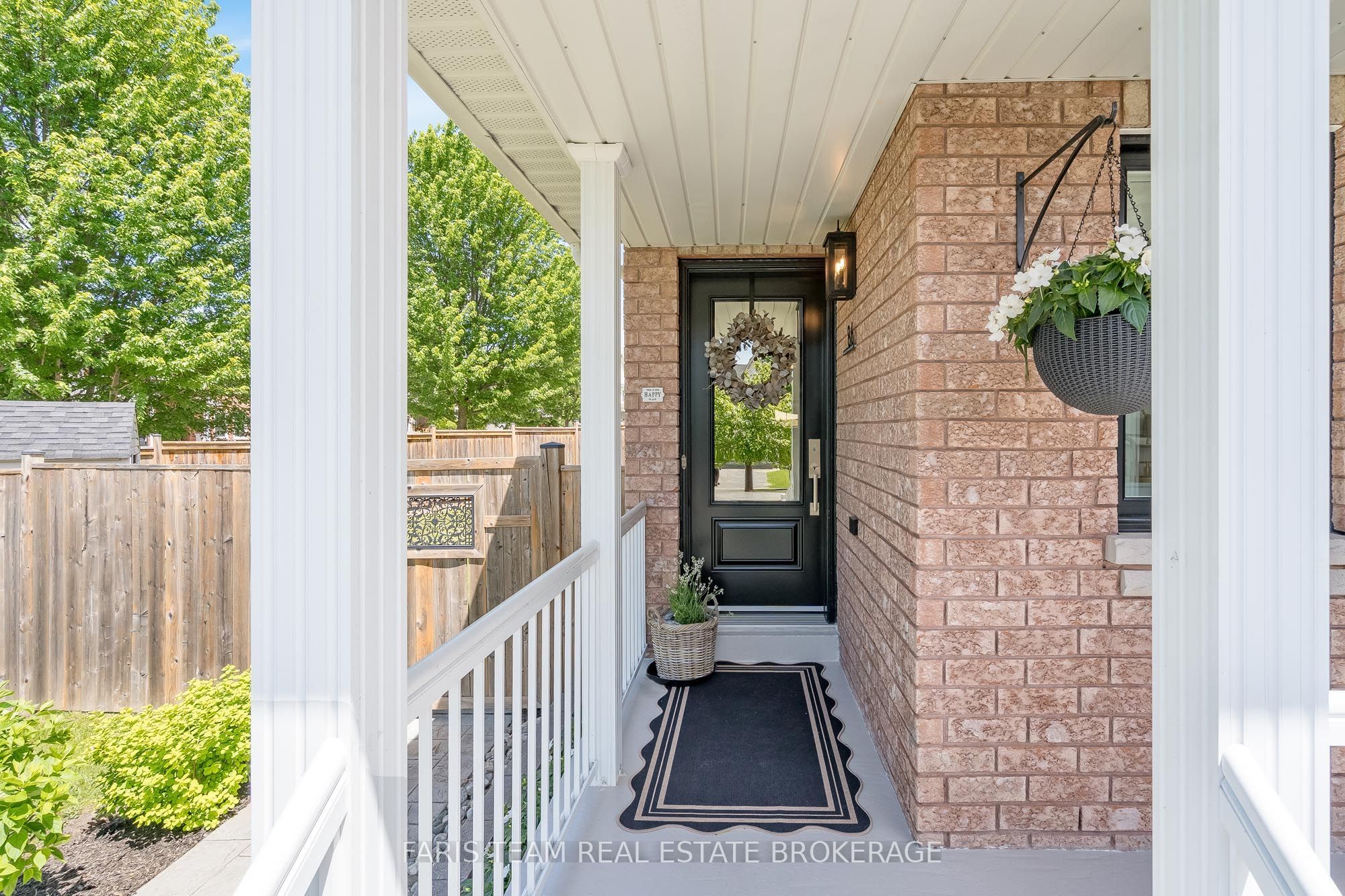 86 Margaret Graham Crescent, East Gwillimbury, ON L0G 1M0 photo 4
