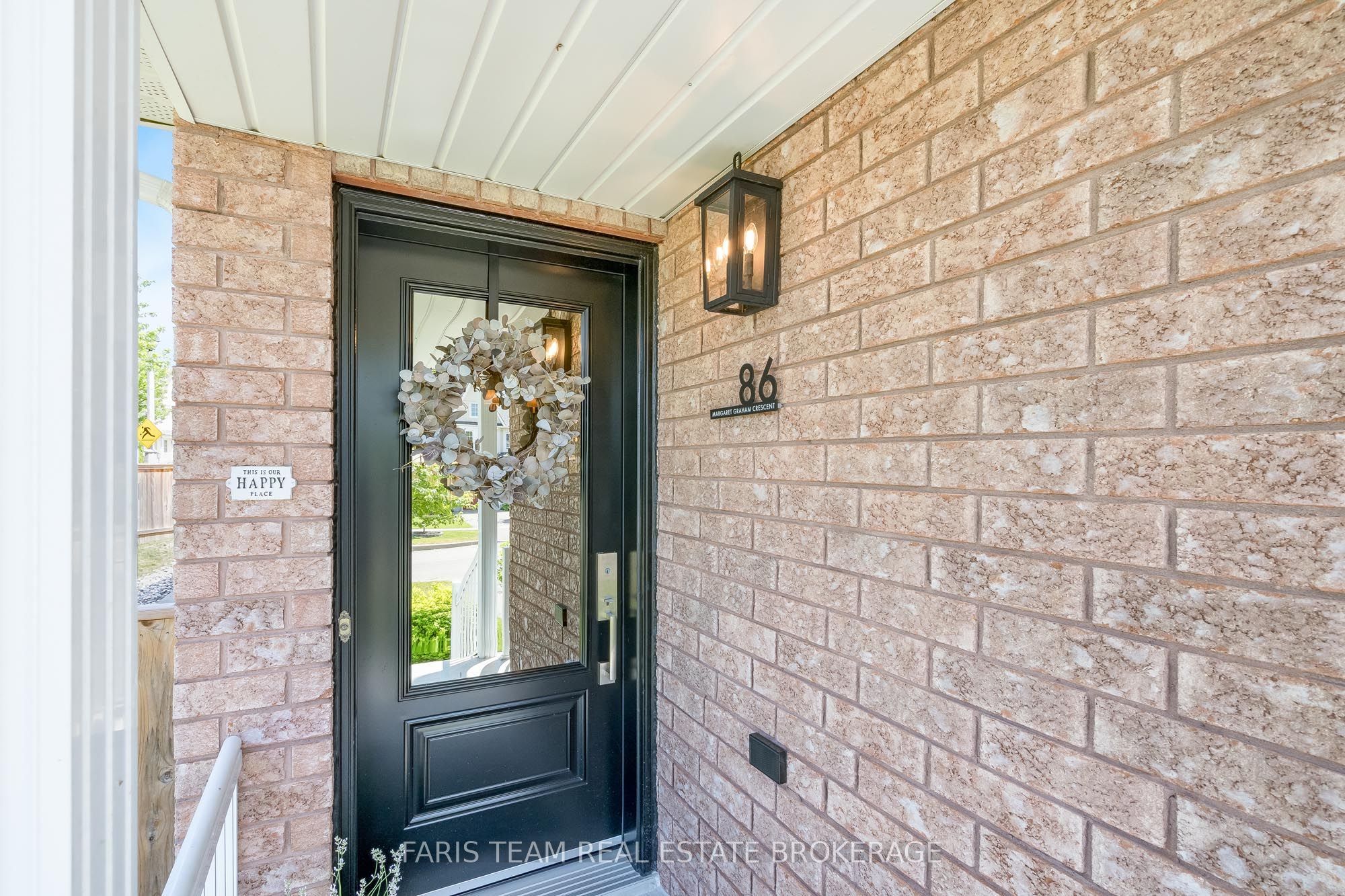86 Margaret Graham Crescent, East Gwillimbury, ON L0G 1M0 photo 5